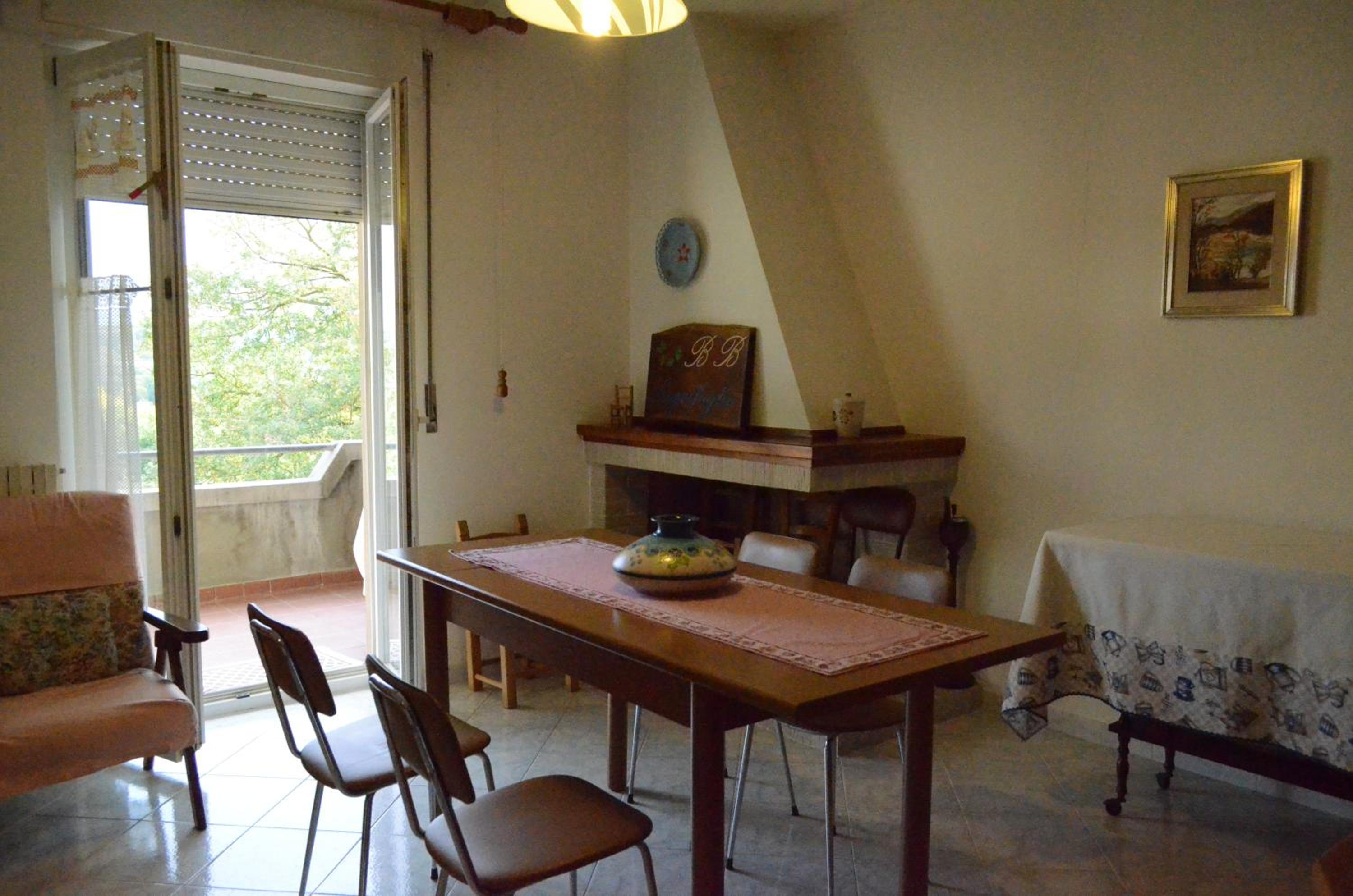 Two-Bedroom Apartment - Photo 31
