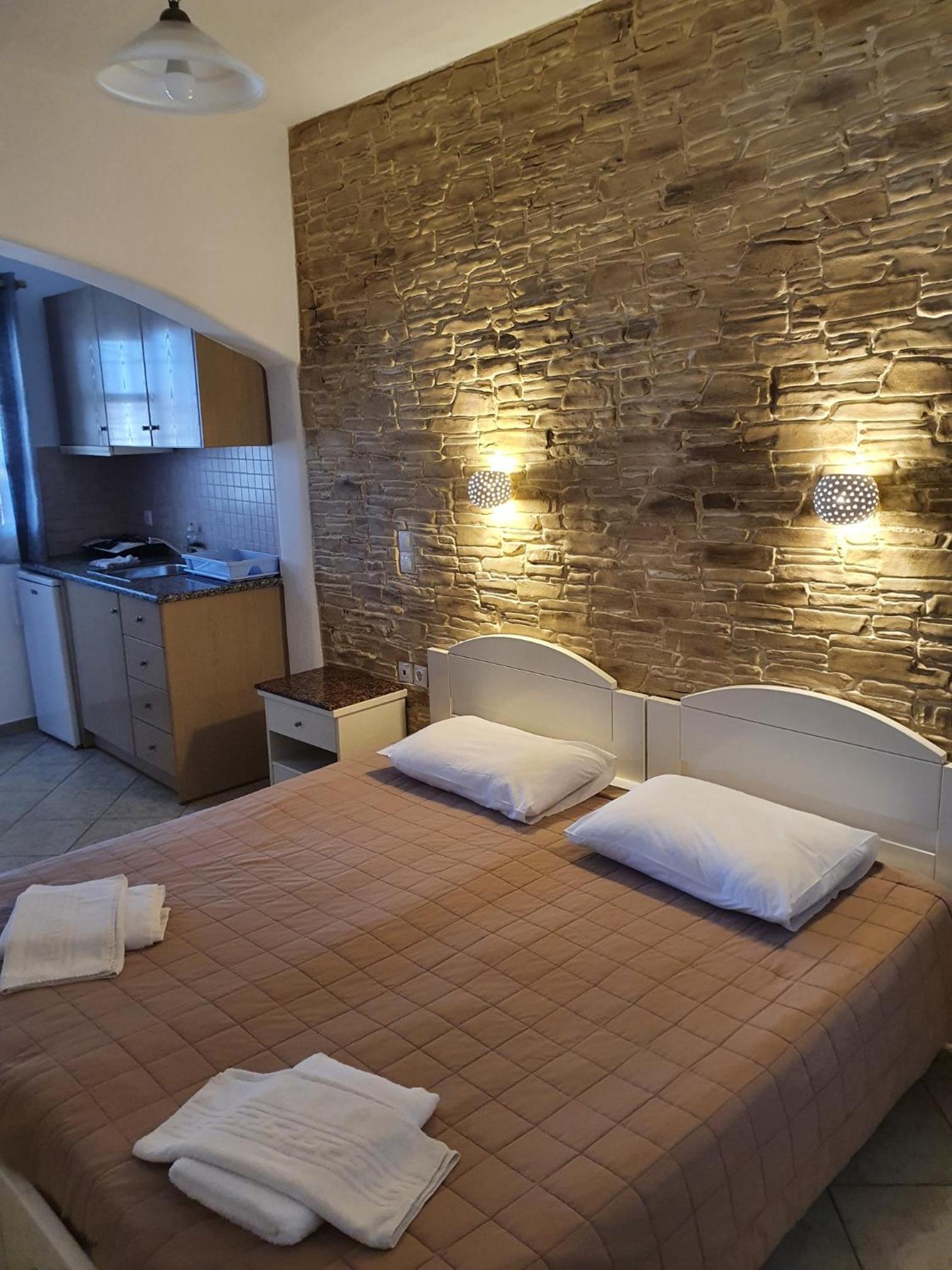 Studio with Sea View and Private Balcony - Photo 14