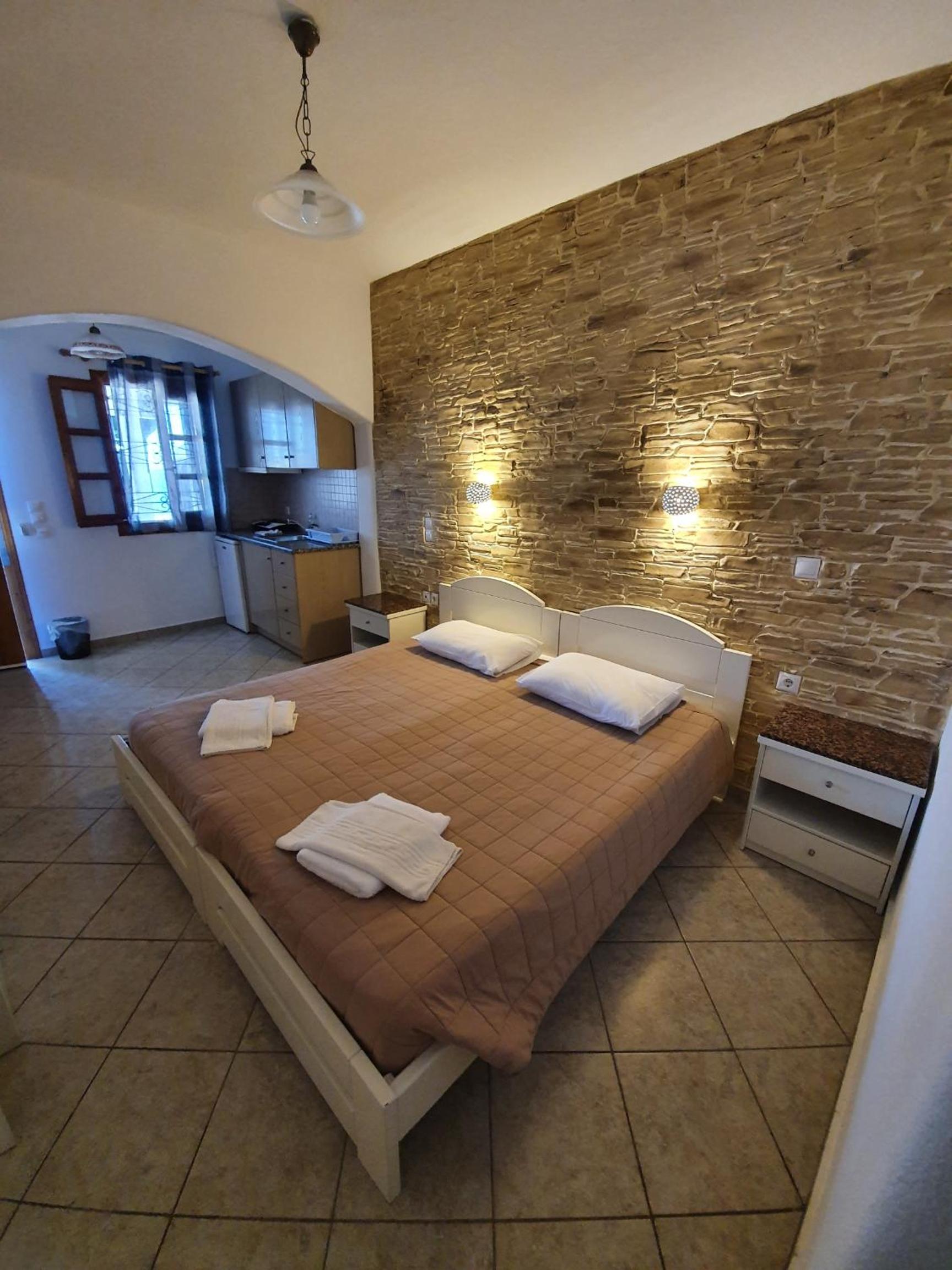 Studio with Sea View and Private Balcony - Photo 7