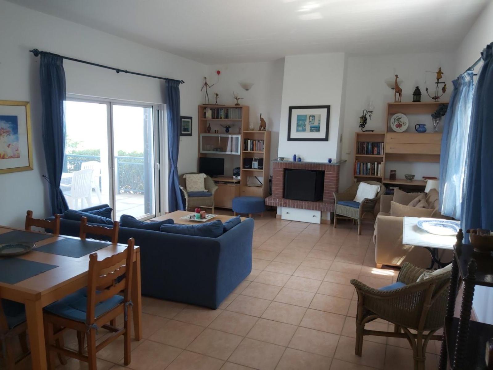 Apartment With Sea View photo 1