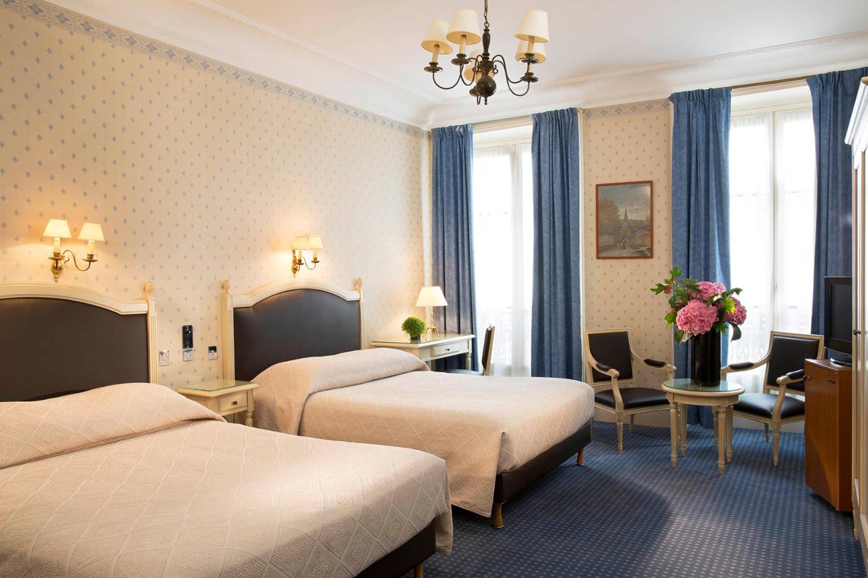 Superior Twin Room photo 3