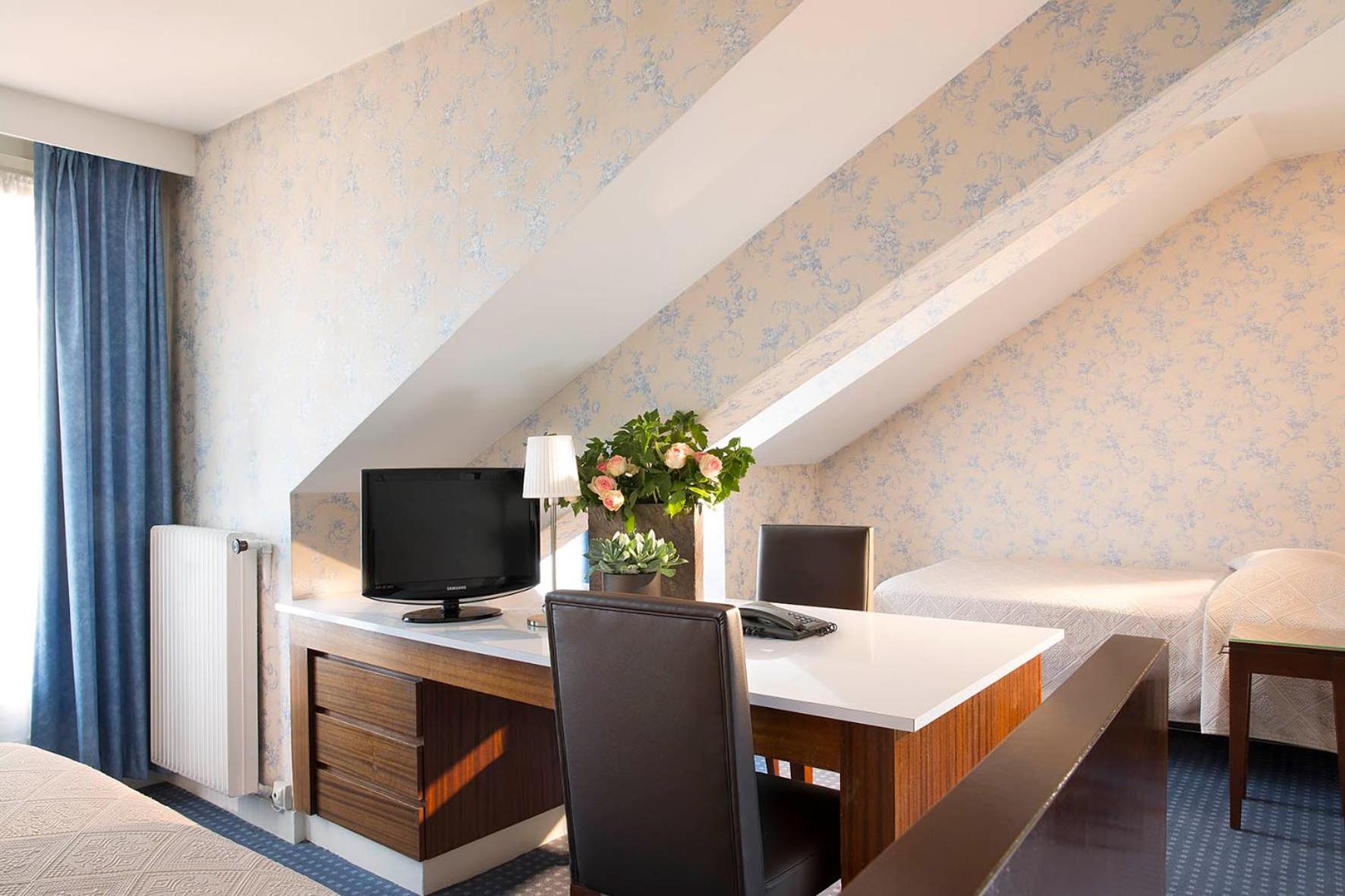 Budget Twin Room photo 2