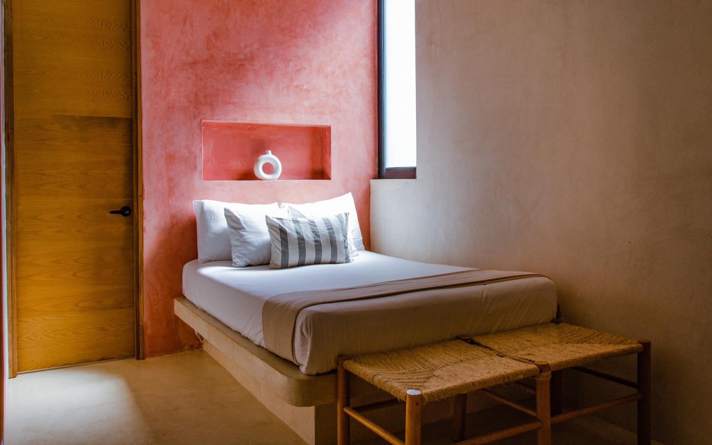 Small Double Room - Photo 1