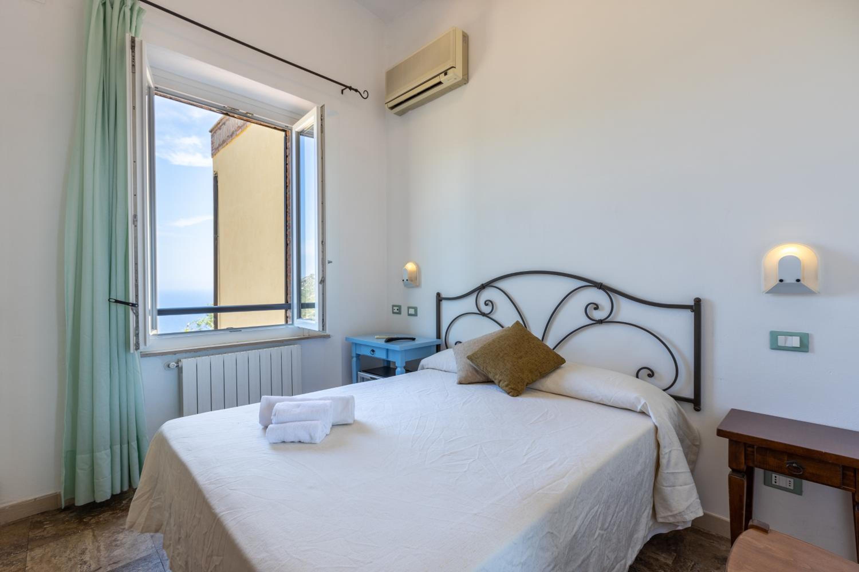 Single Room with Sea View