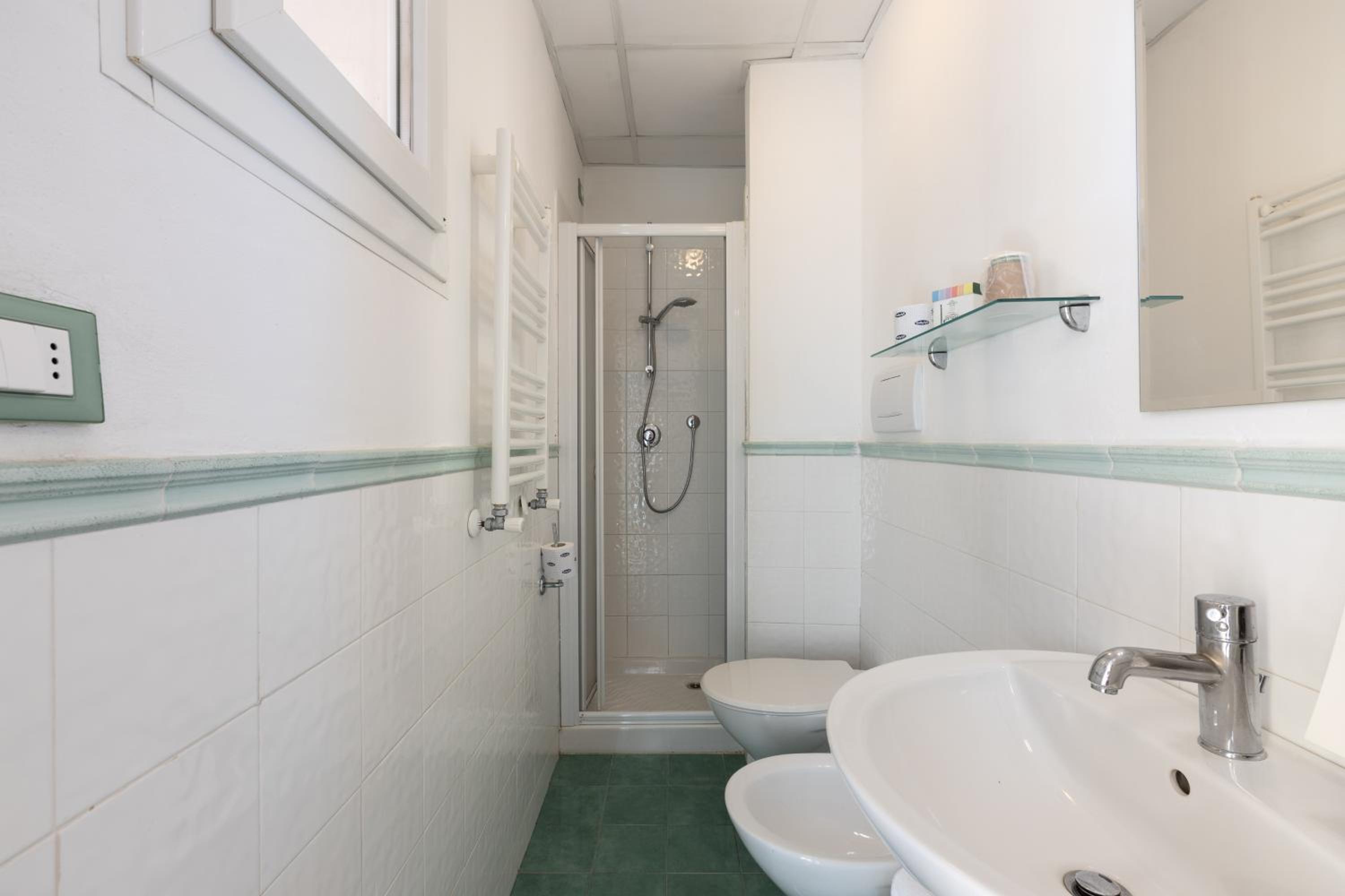 Double or Twin Room photo 3