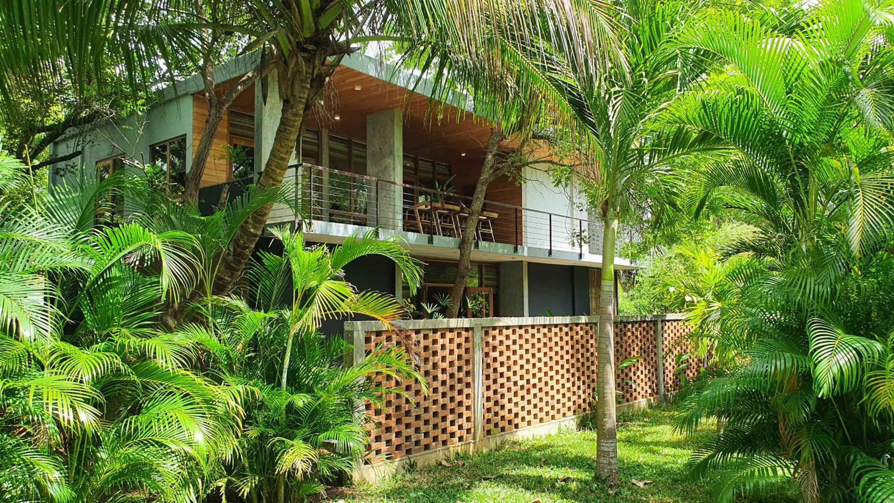 Two bedroom Apartment with Garden view photo 2