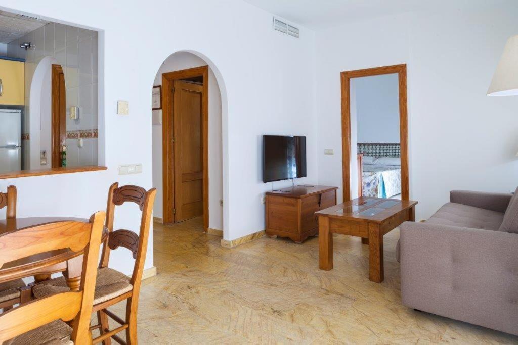 One Bedroom Apartment with Pool View