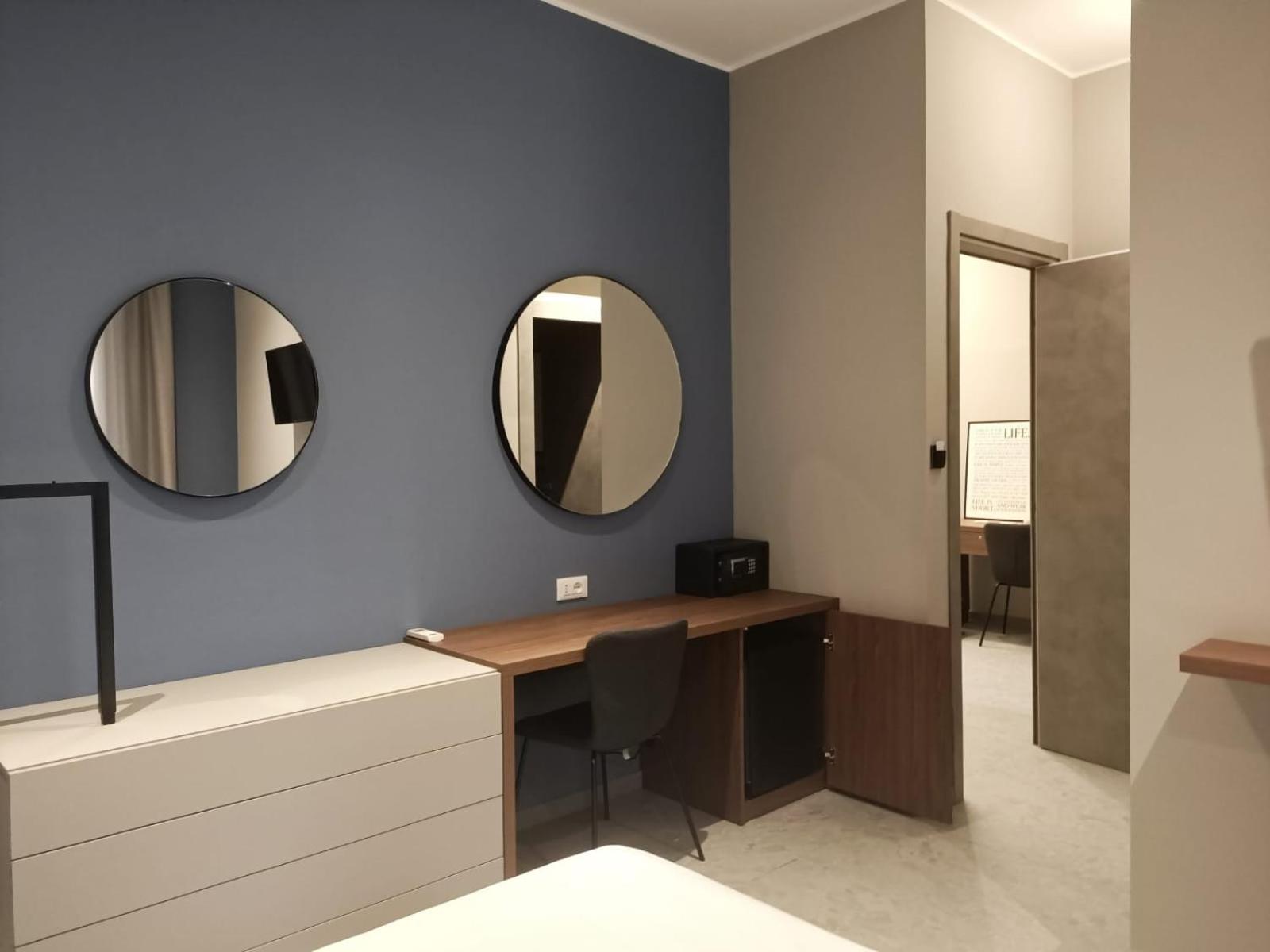 Double Room - Photo 2