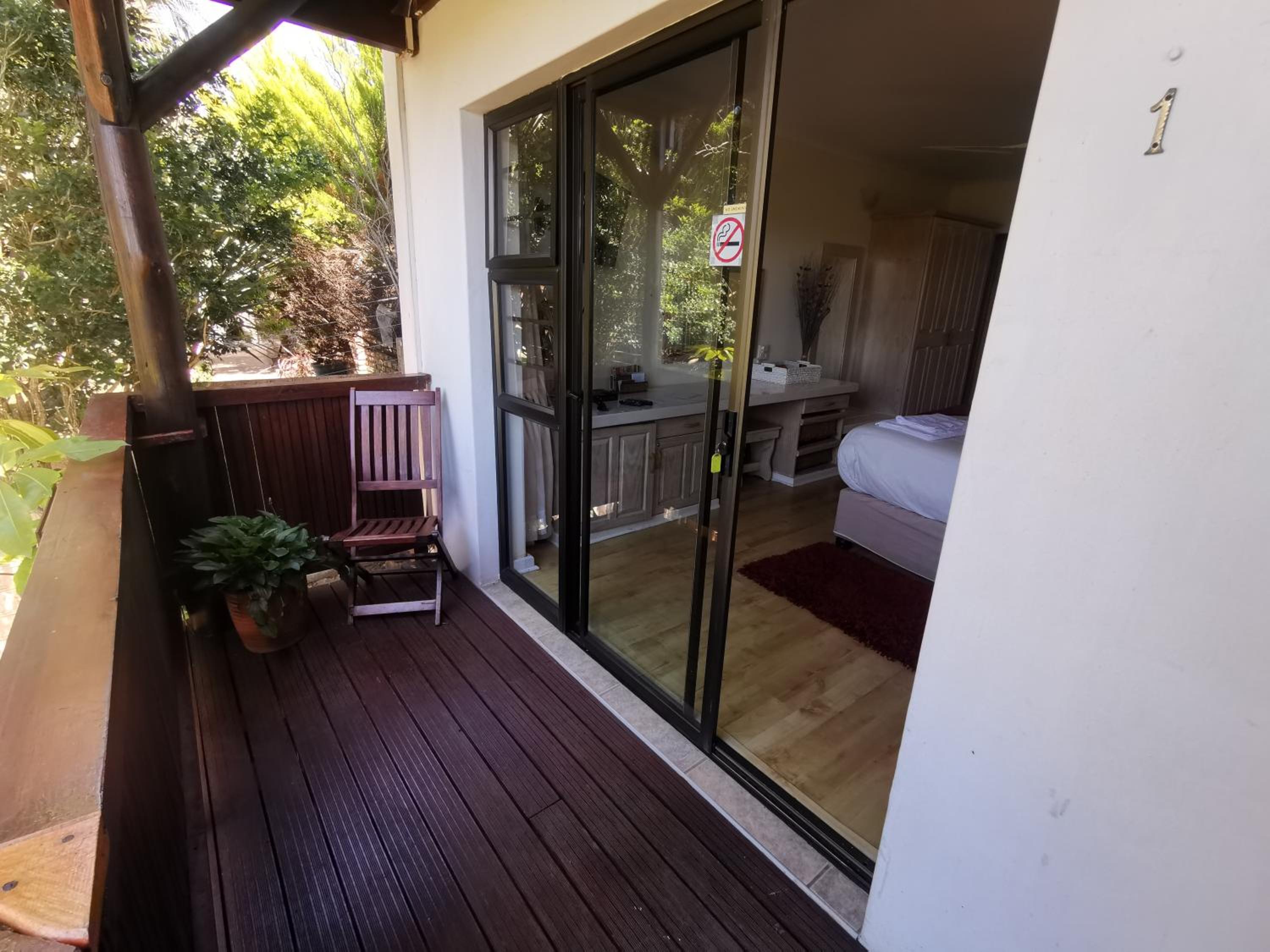 Deluxe Double Room with Sea View photo 2
