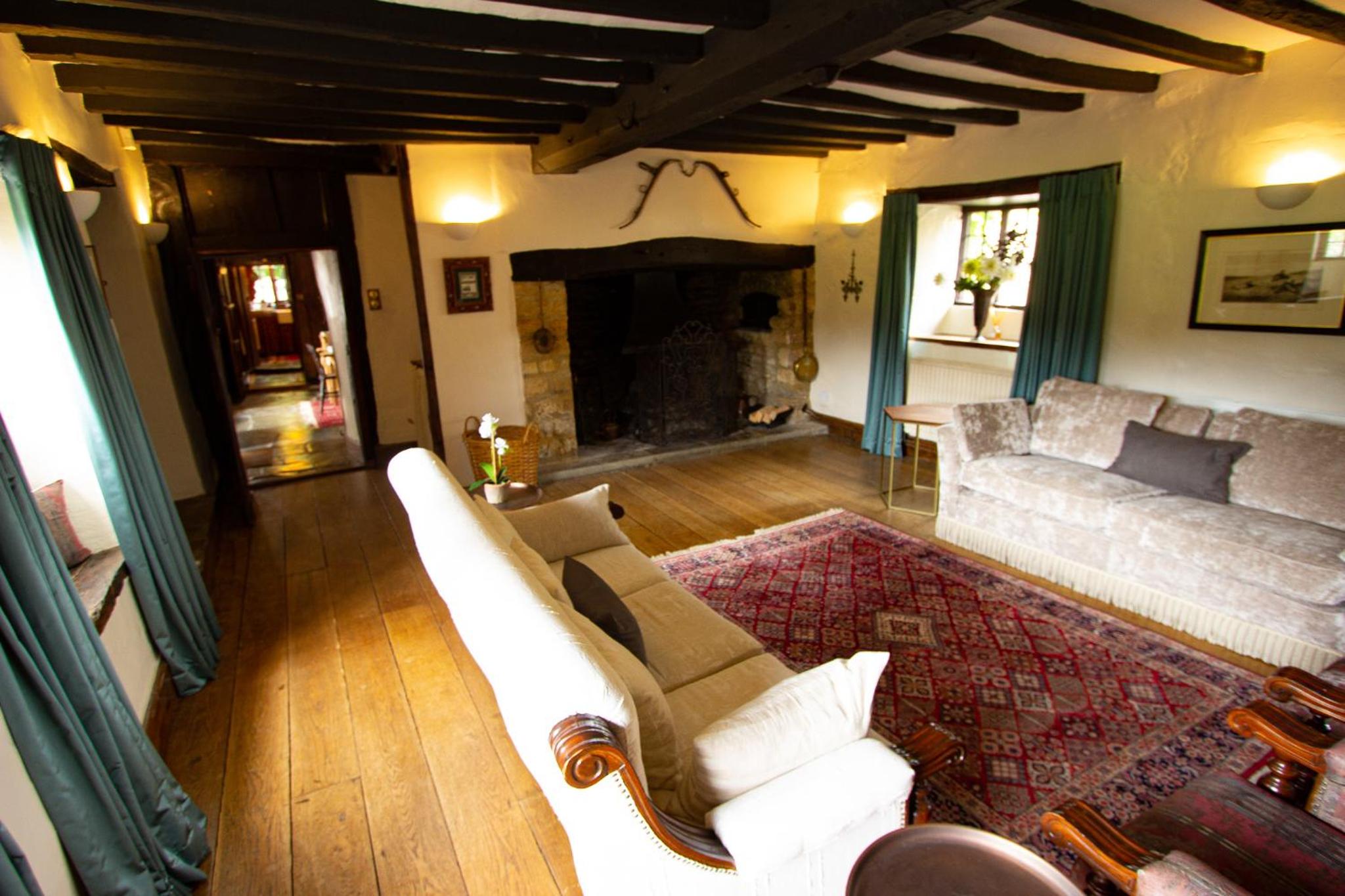 Villa photo 1
