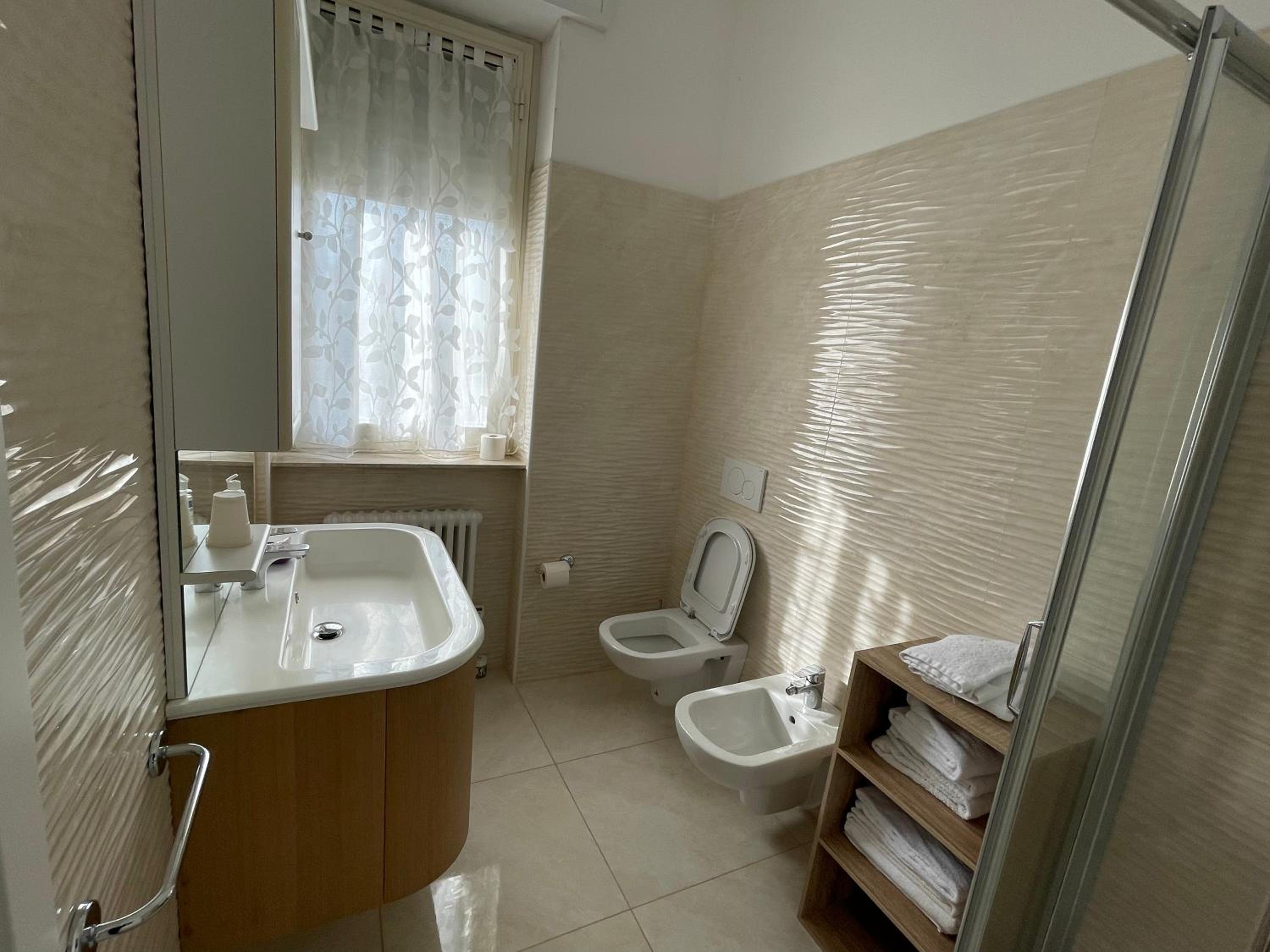 Triple Room - Photo 6