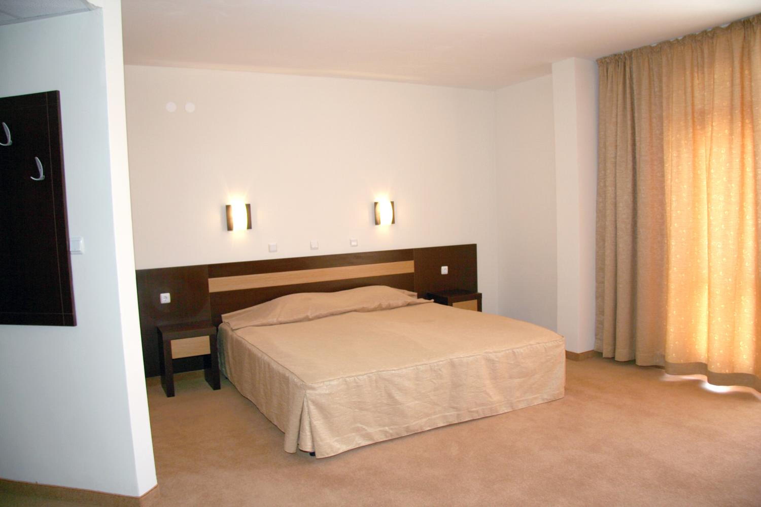 Superior Double Room with Extra Bed - All Inclusive - Photo 1