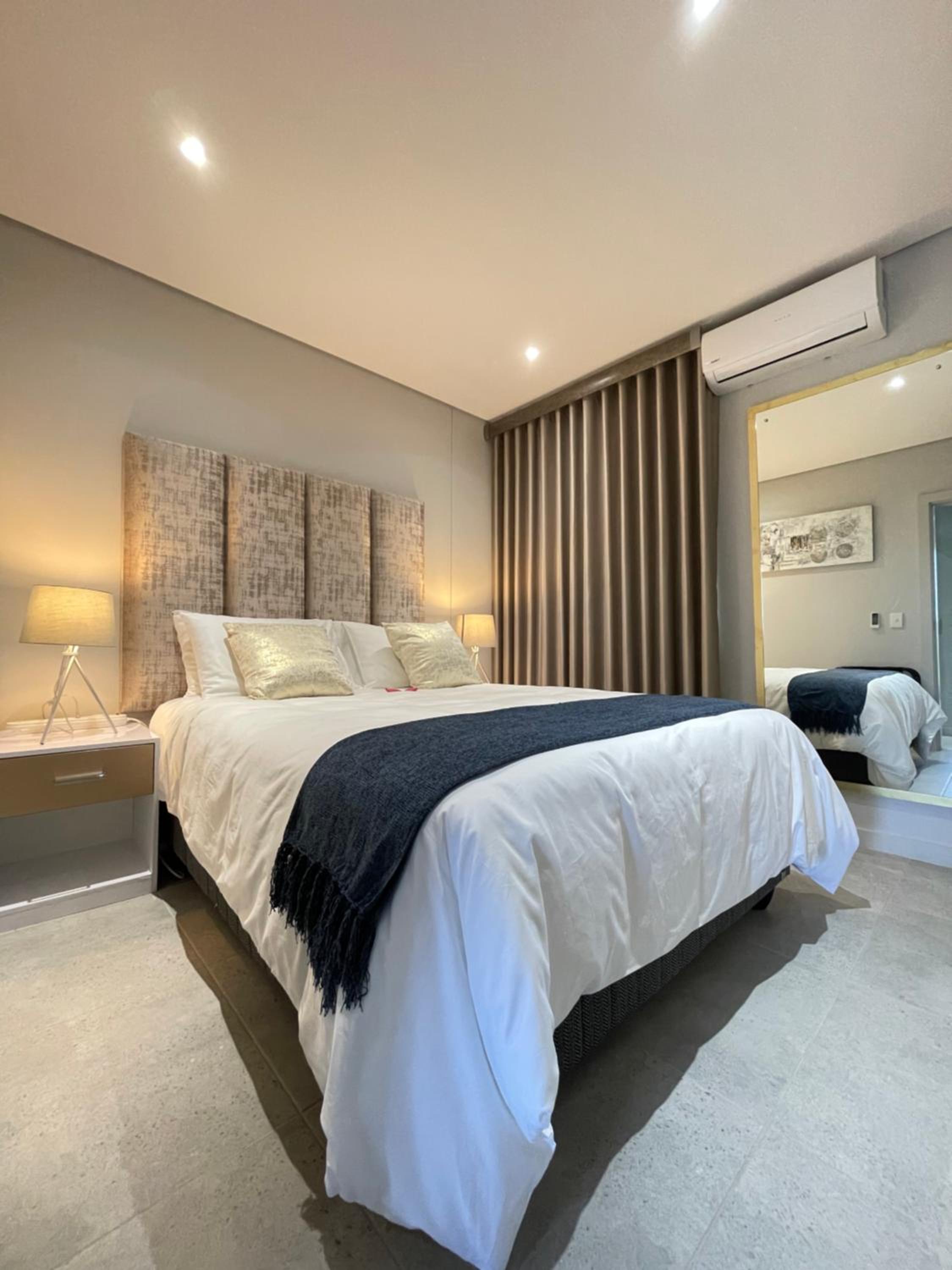One-Bedroom Apartment - Photo 37