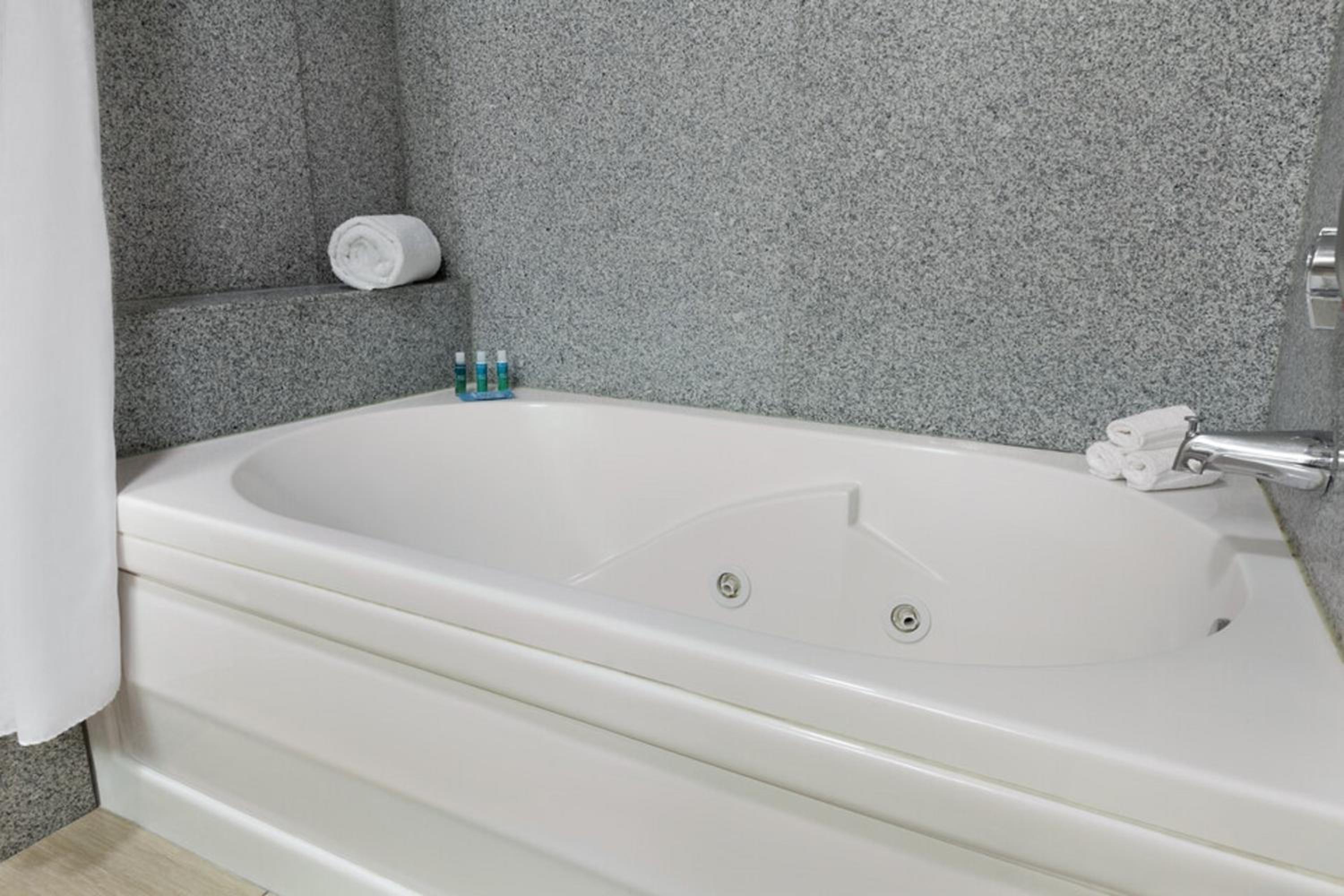 King Suite with Hot Tub