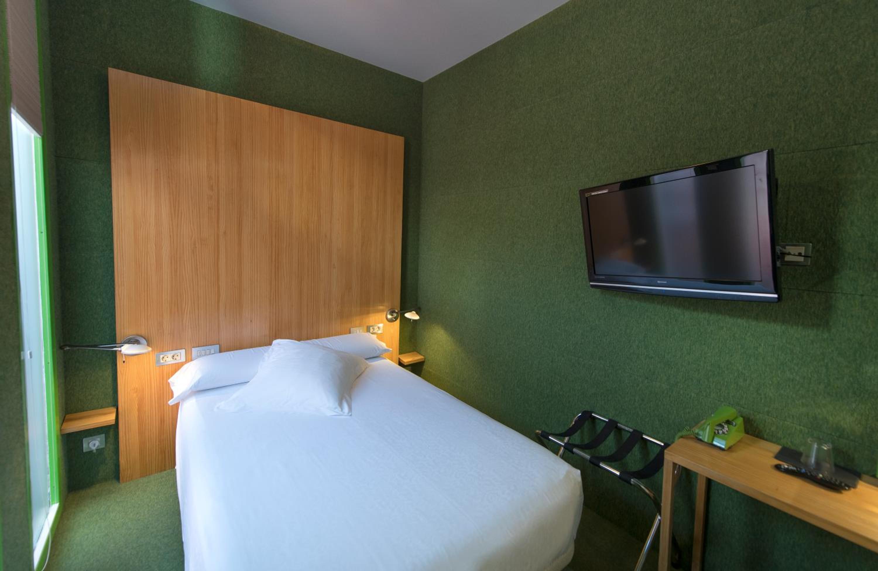 Single Room photo 2