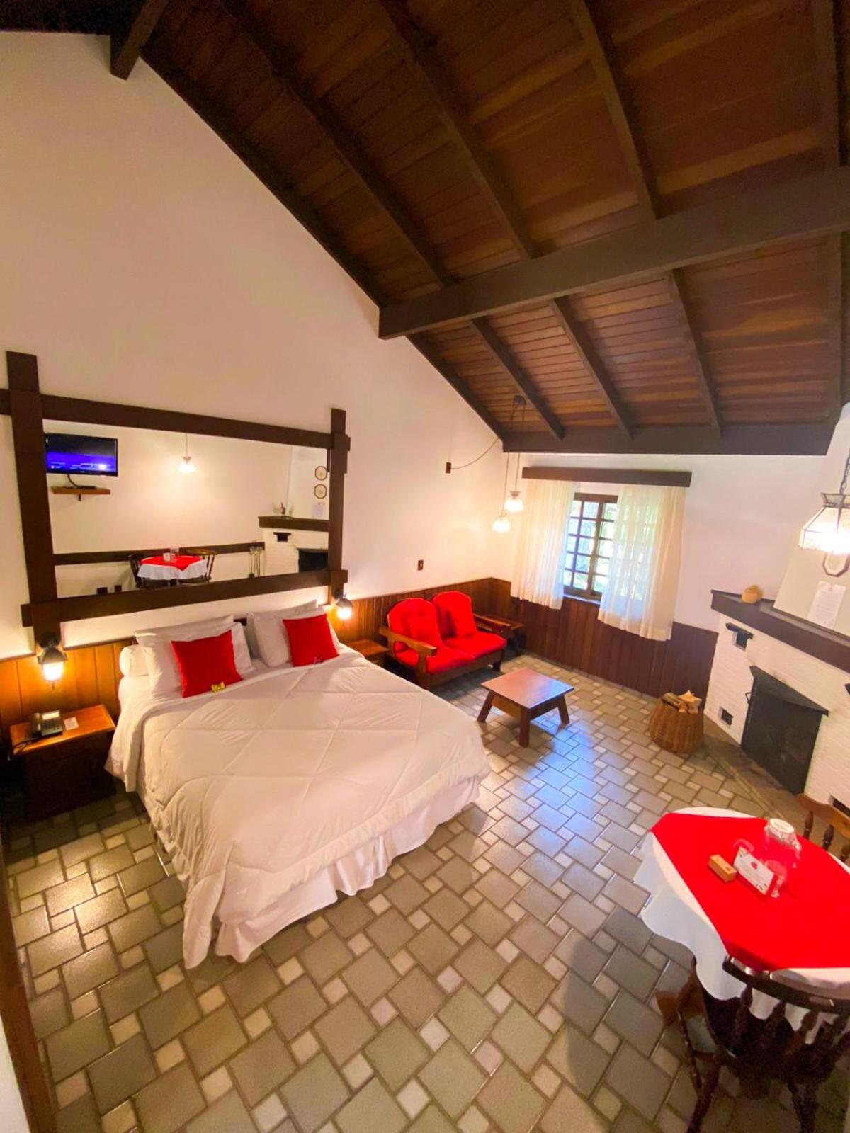 Suite with Garden View photo 1