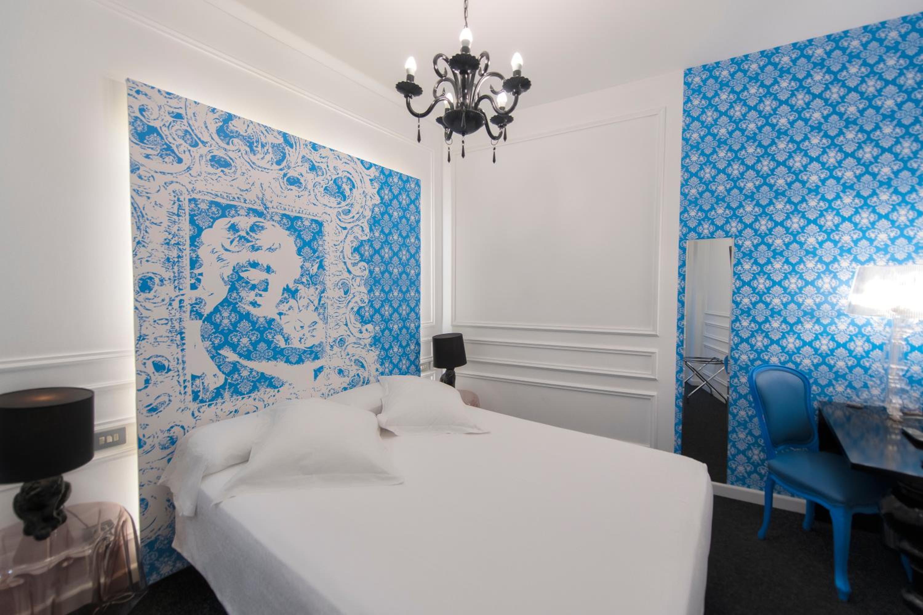 Double Room - Photo 1