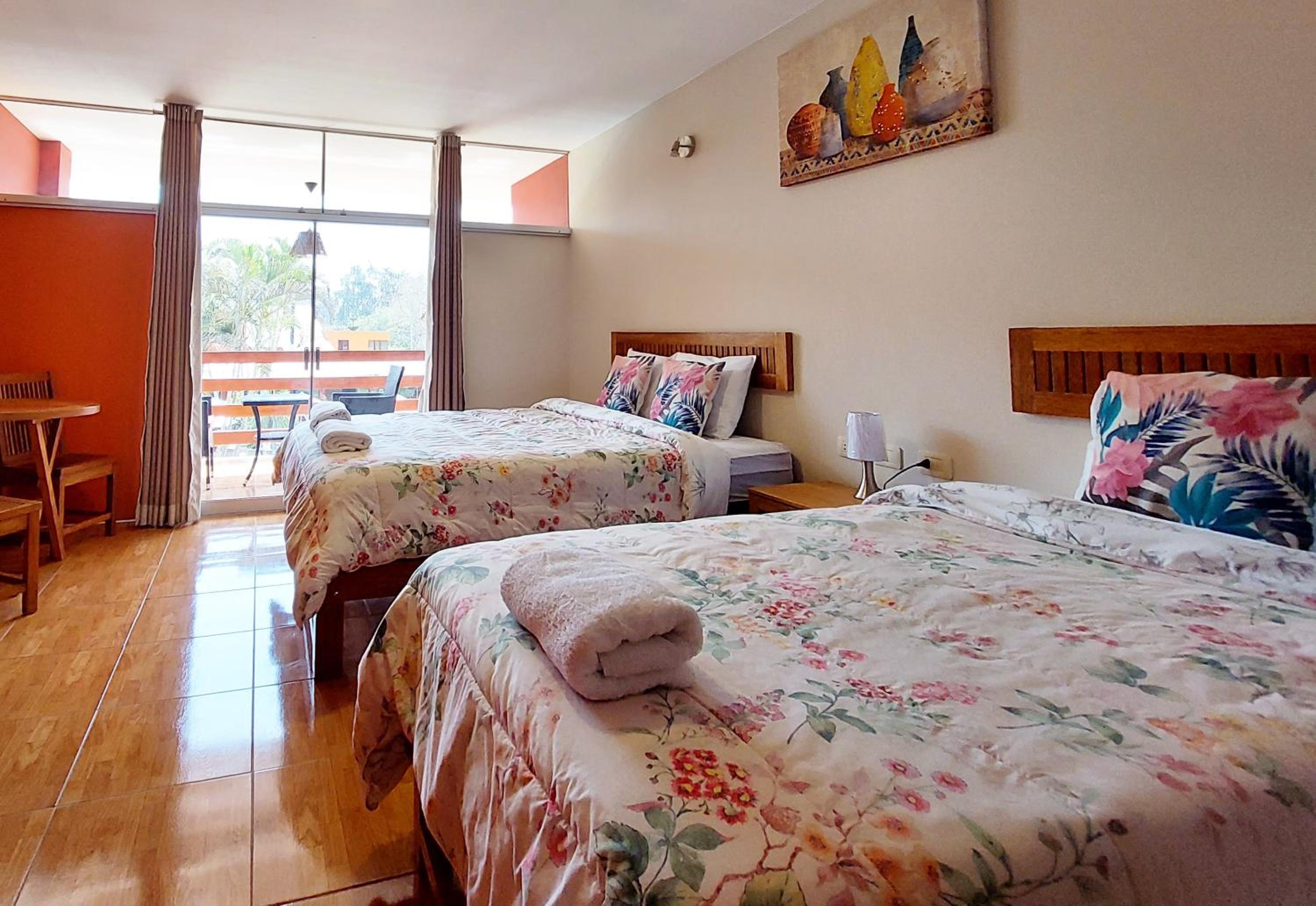 Twin Room with Balcony