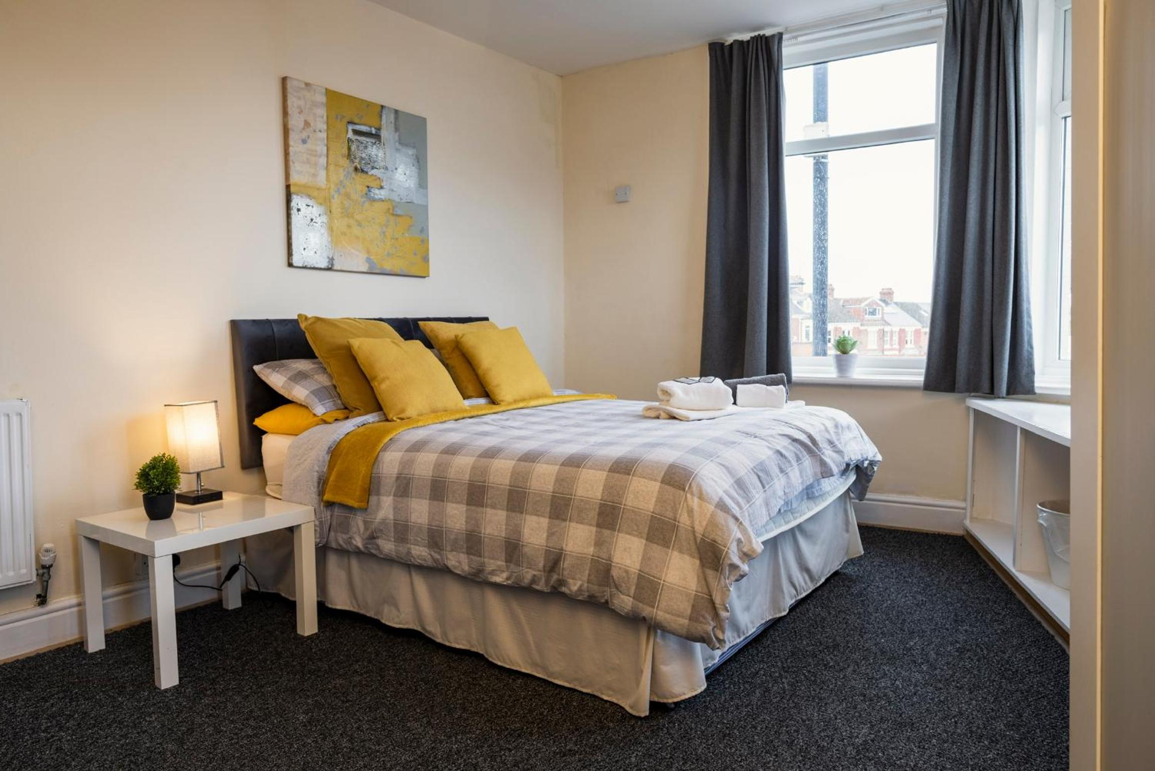 Double Room with Private Bathroom
