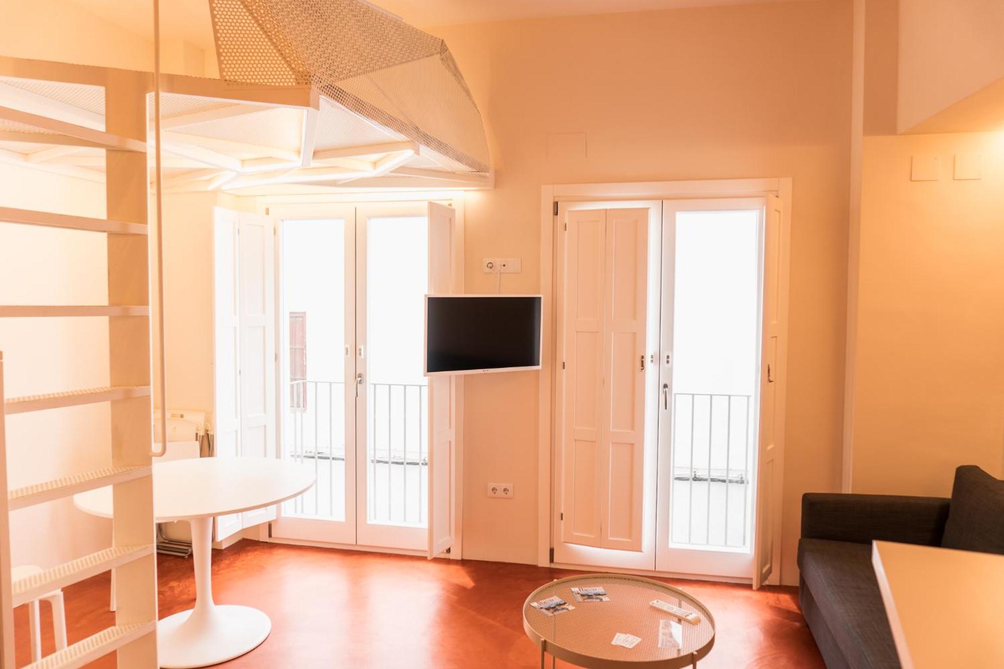 Apartment - Photo 1