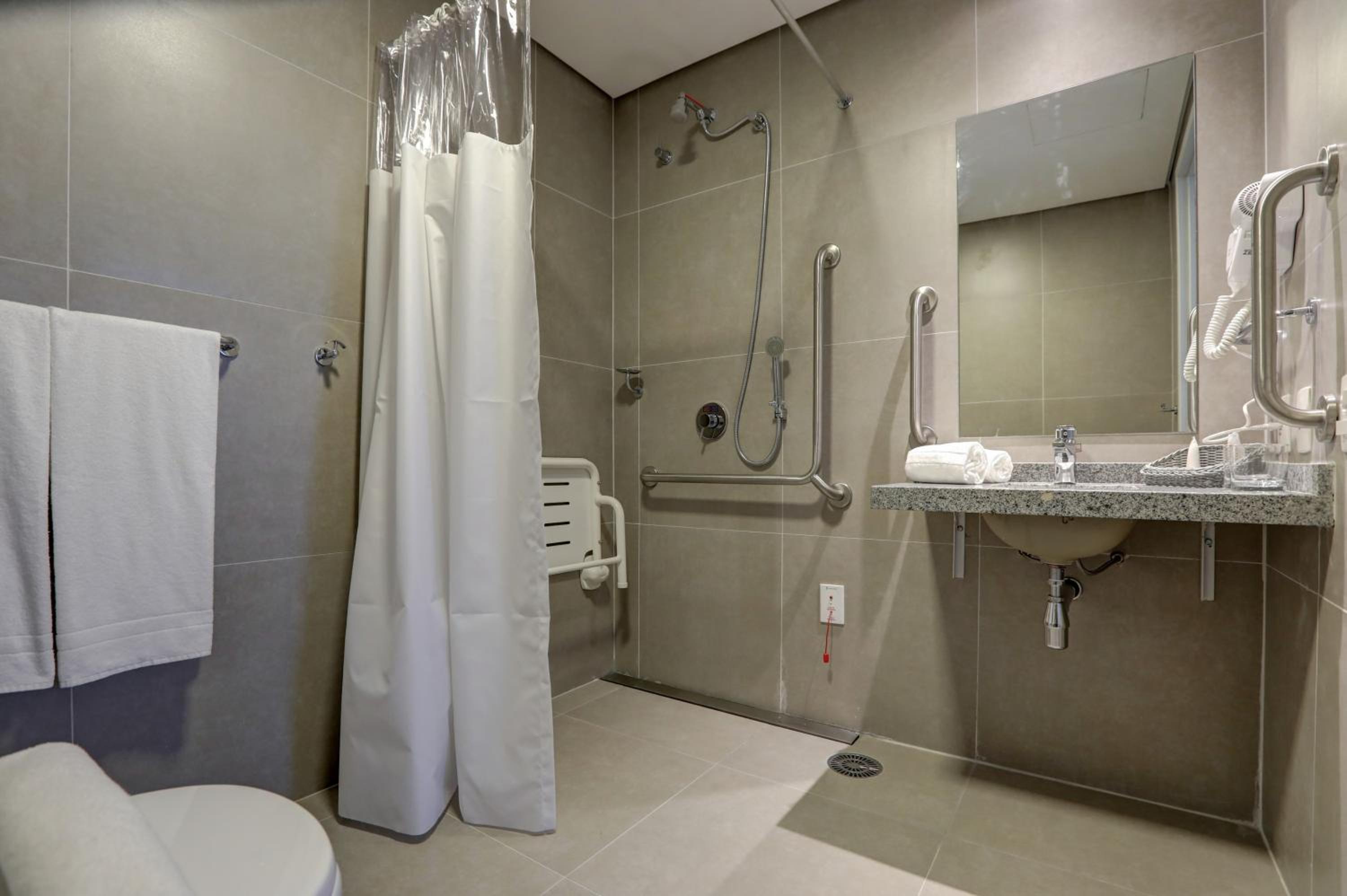 Double Room - Disability Access - Photo 4