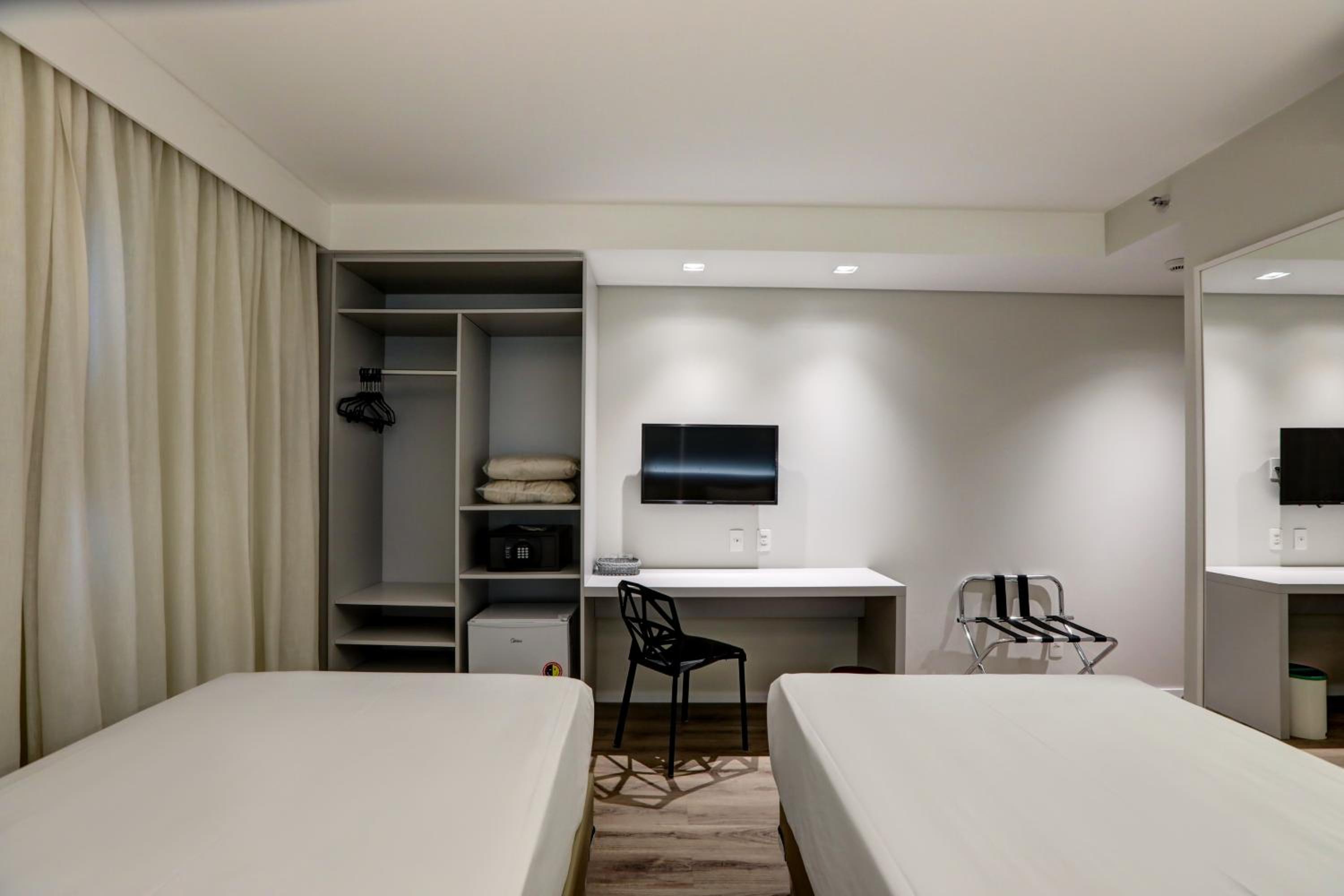 Superior Twin Room - Photo 1