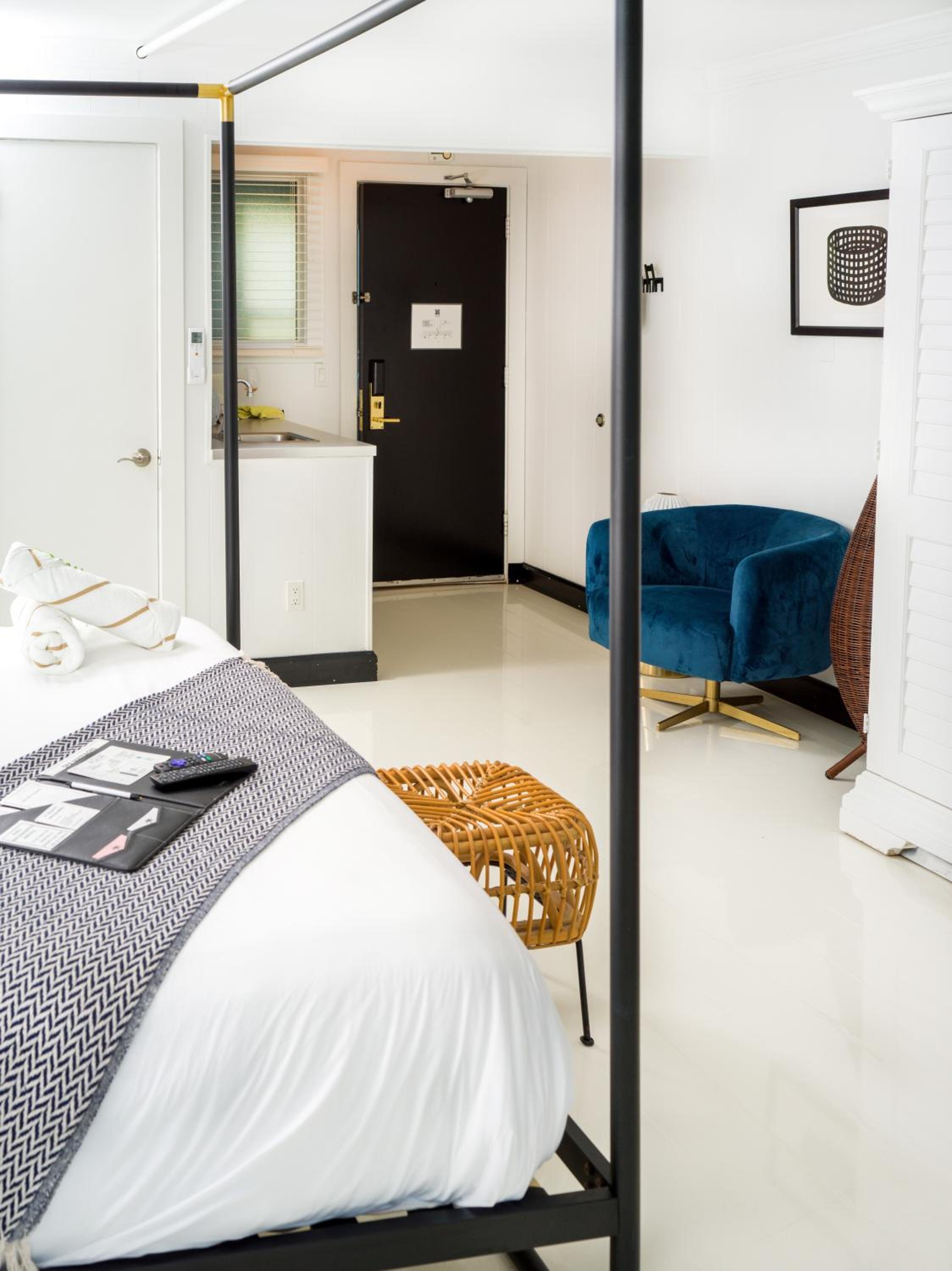 Superior King Suite photo 2