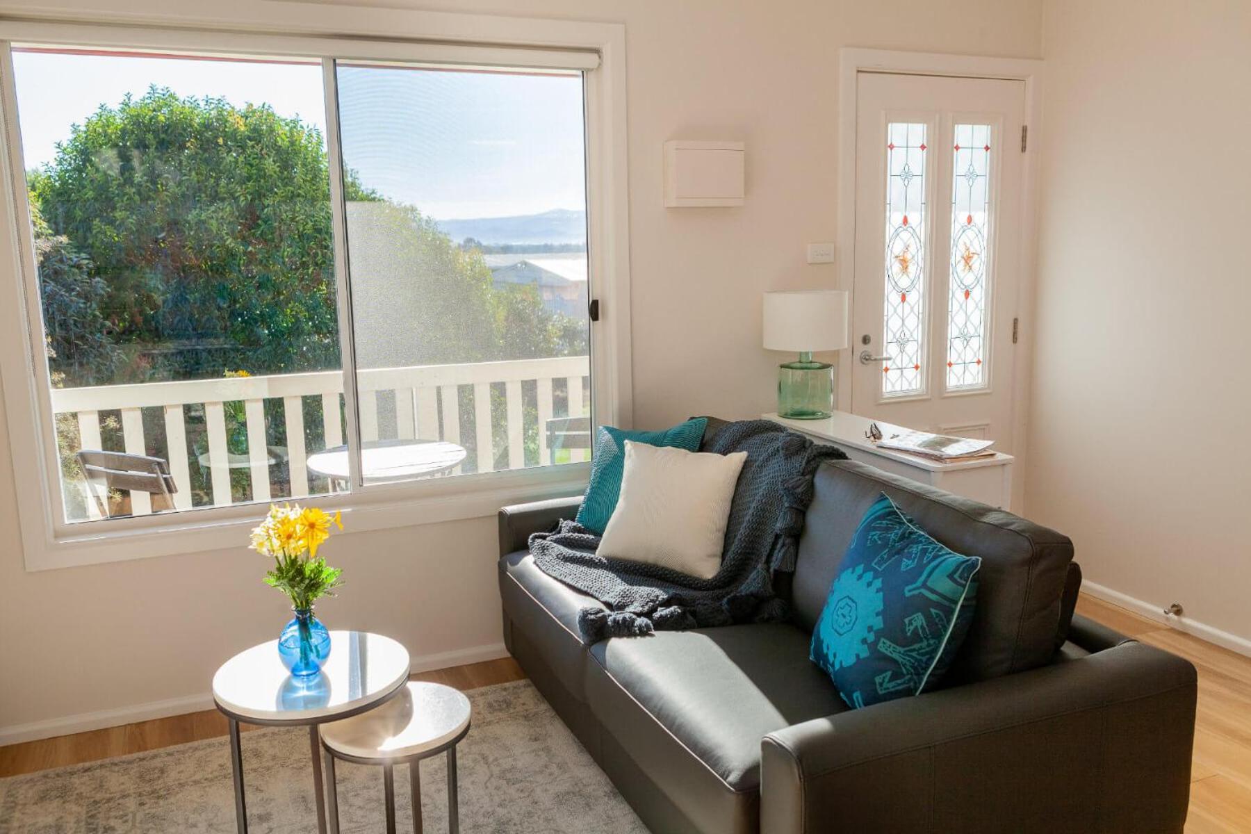 One-Bedroom House photo 1