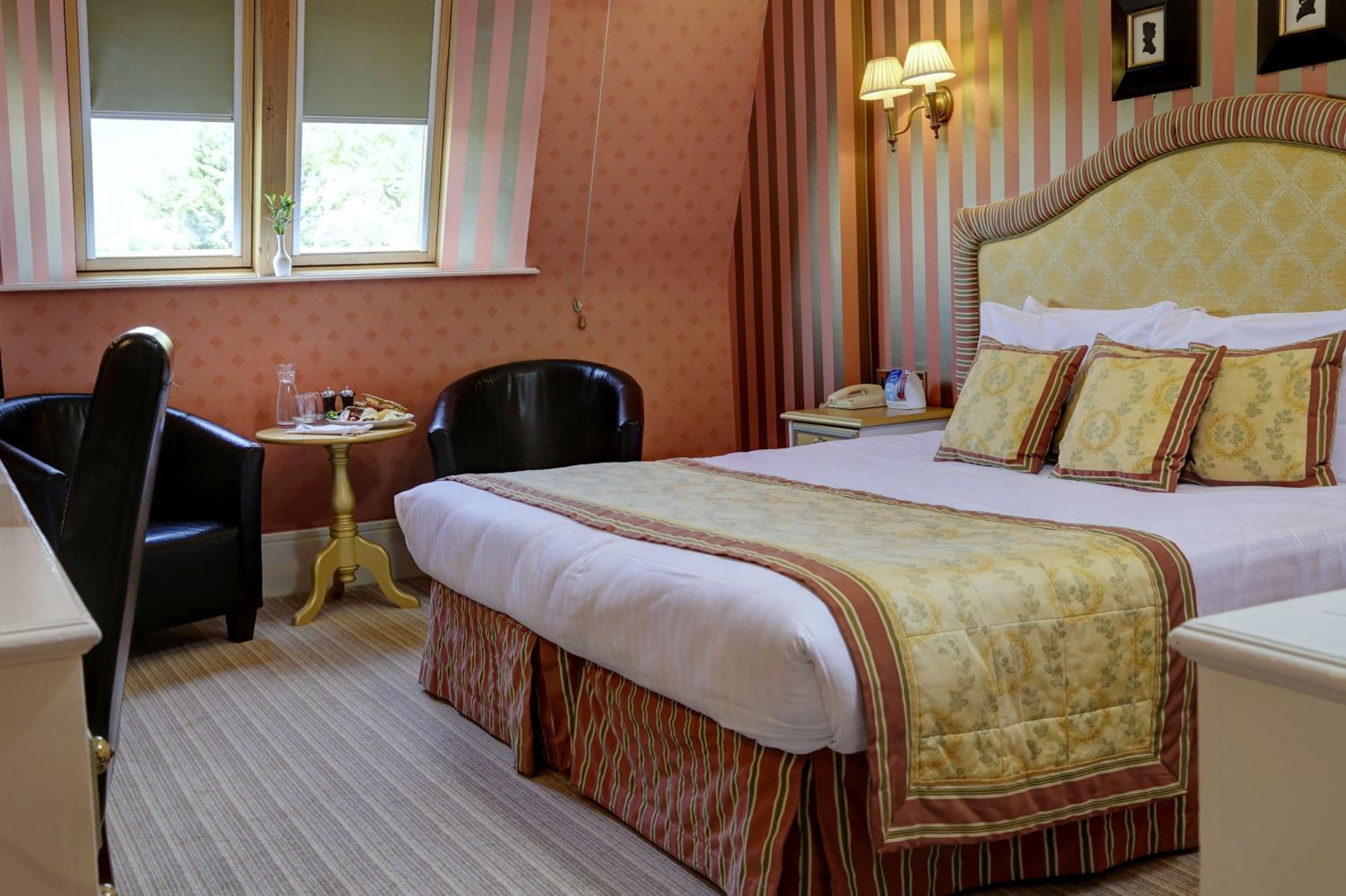 Classic Double Room - Non-Smoking - Photo 2