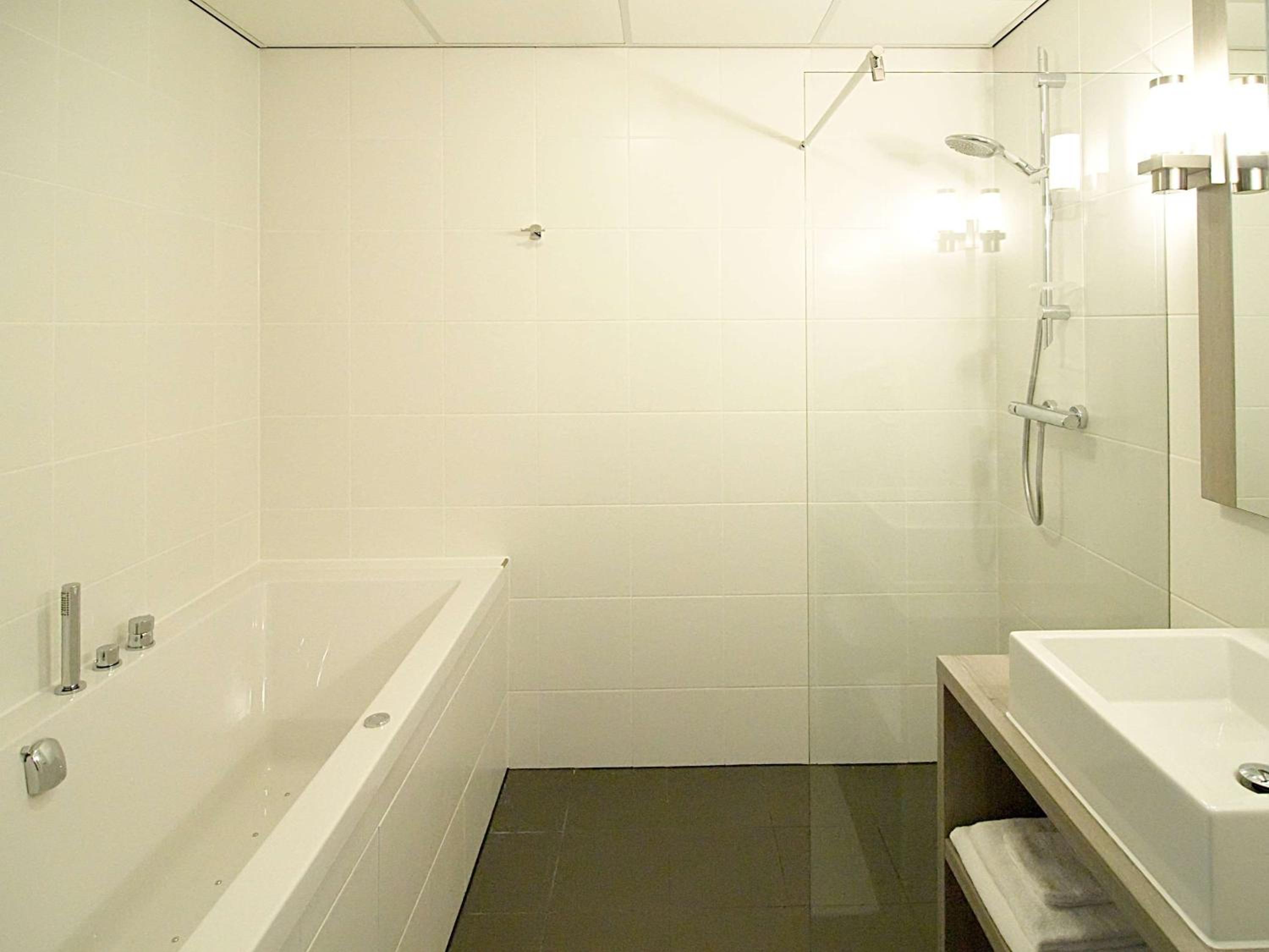 Deluxe Twin Room - Photo 3