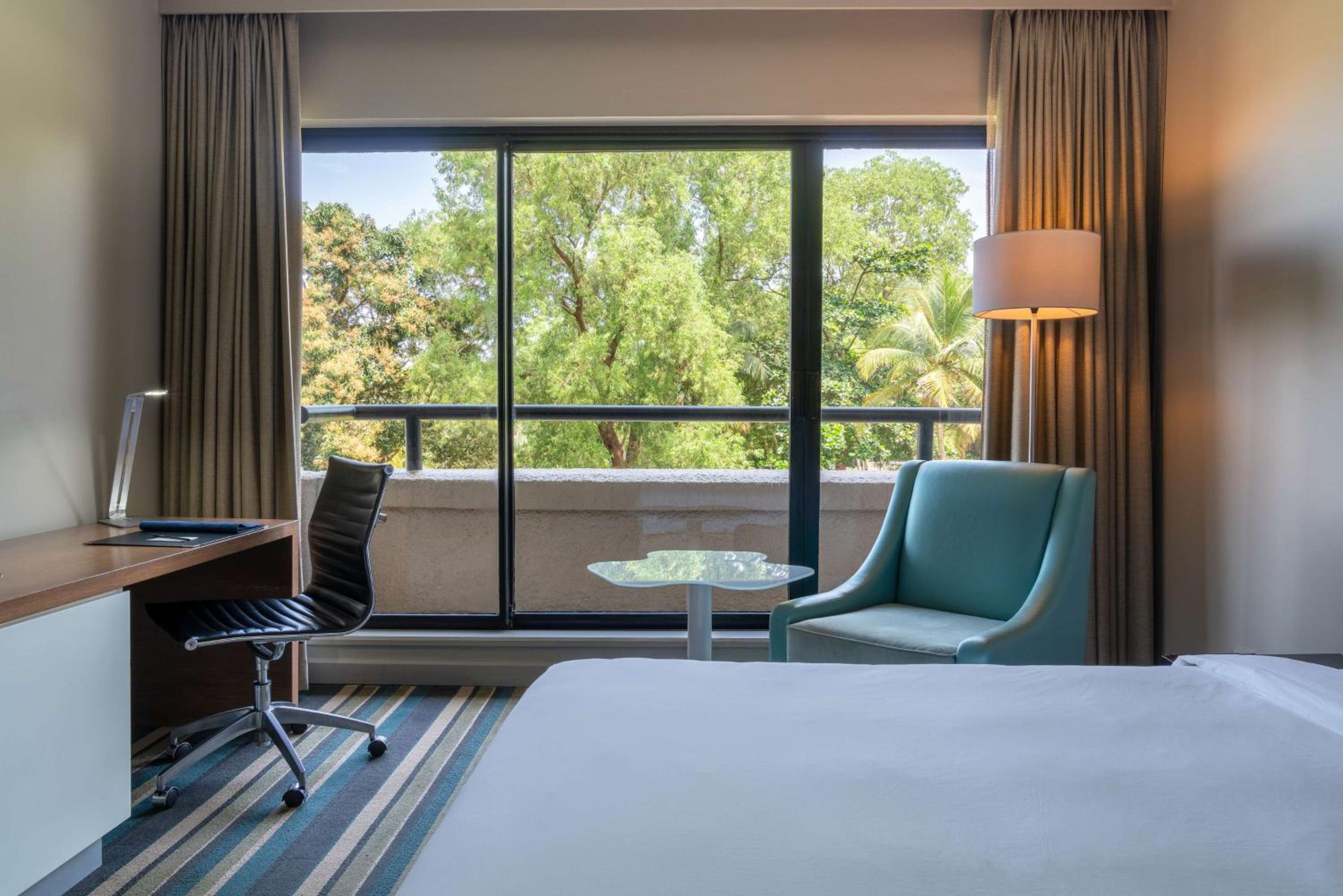 Premium Room with Balcony and Ocean View