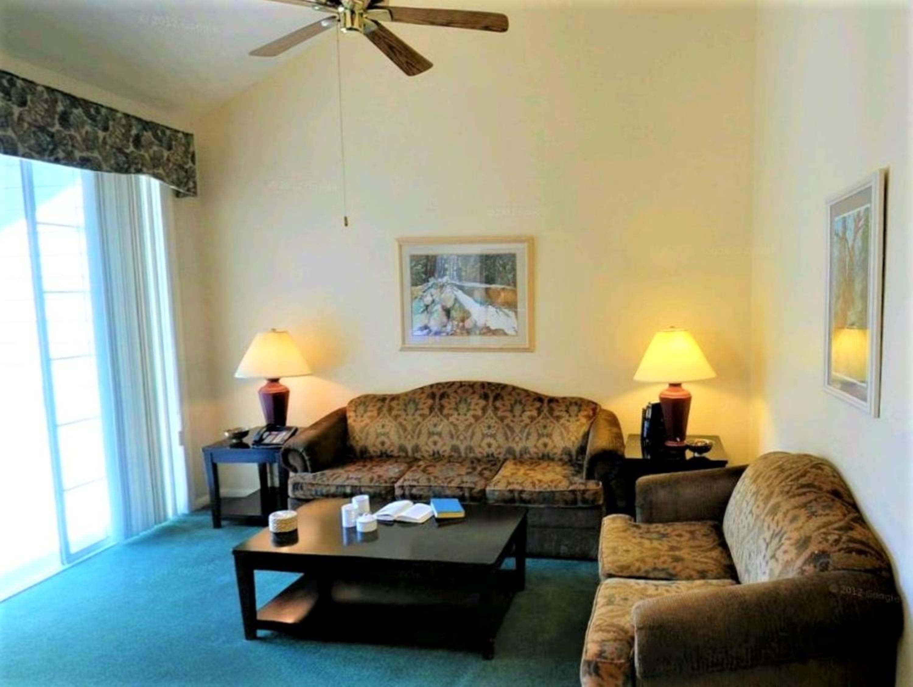 Deluxe Apartment