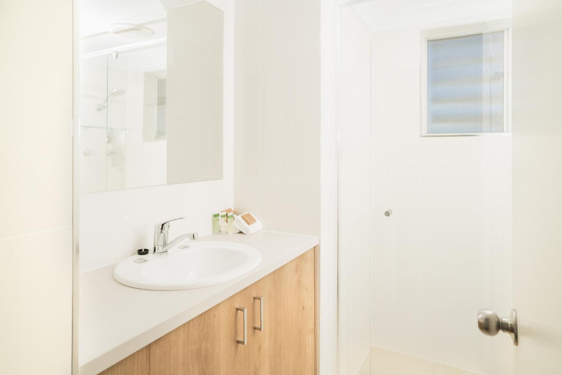 Seabreeze Apartment photo 2