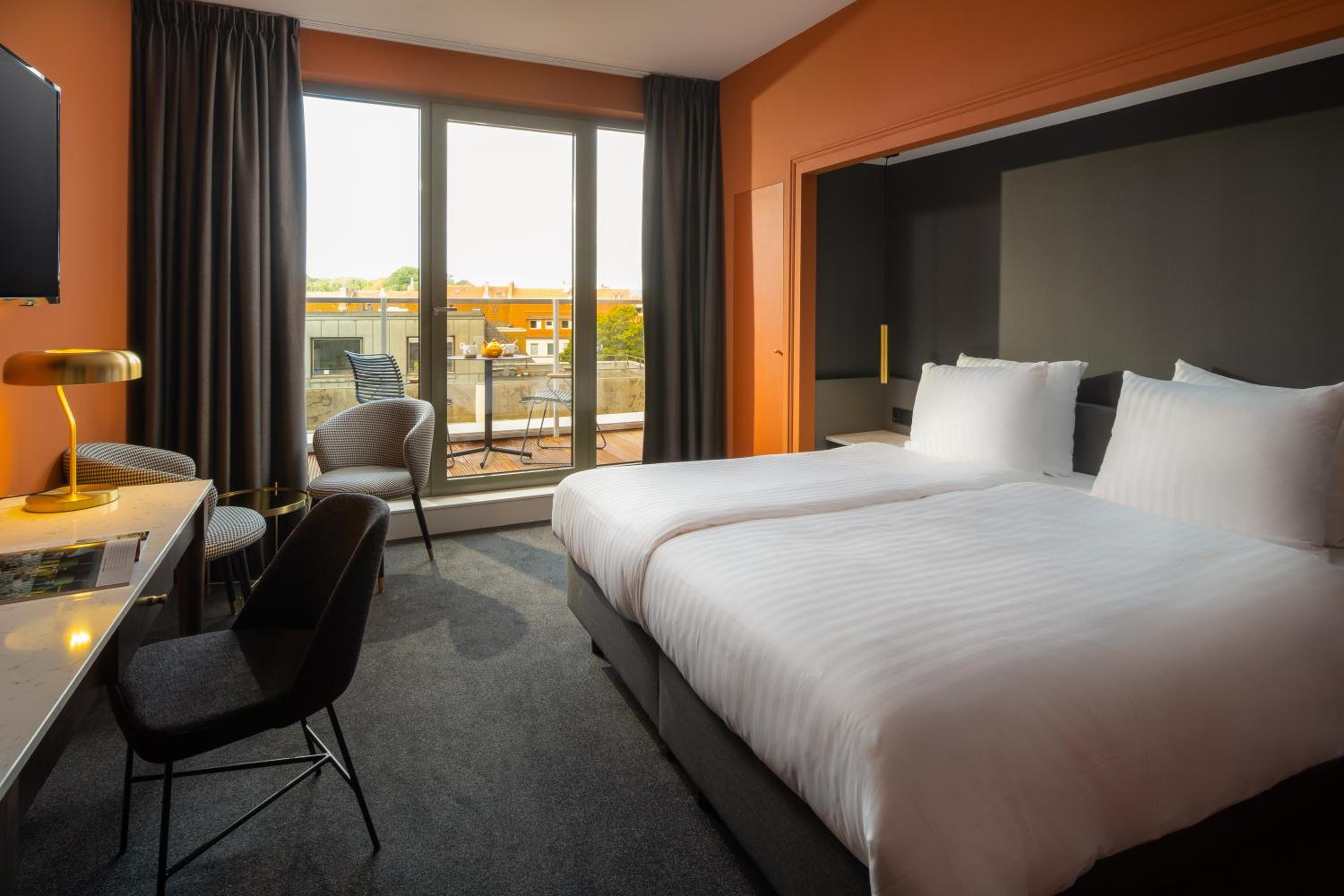 Deluxe Double Room with Balcony photo 1