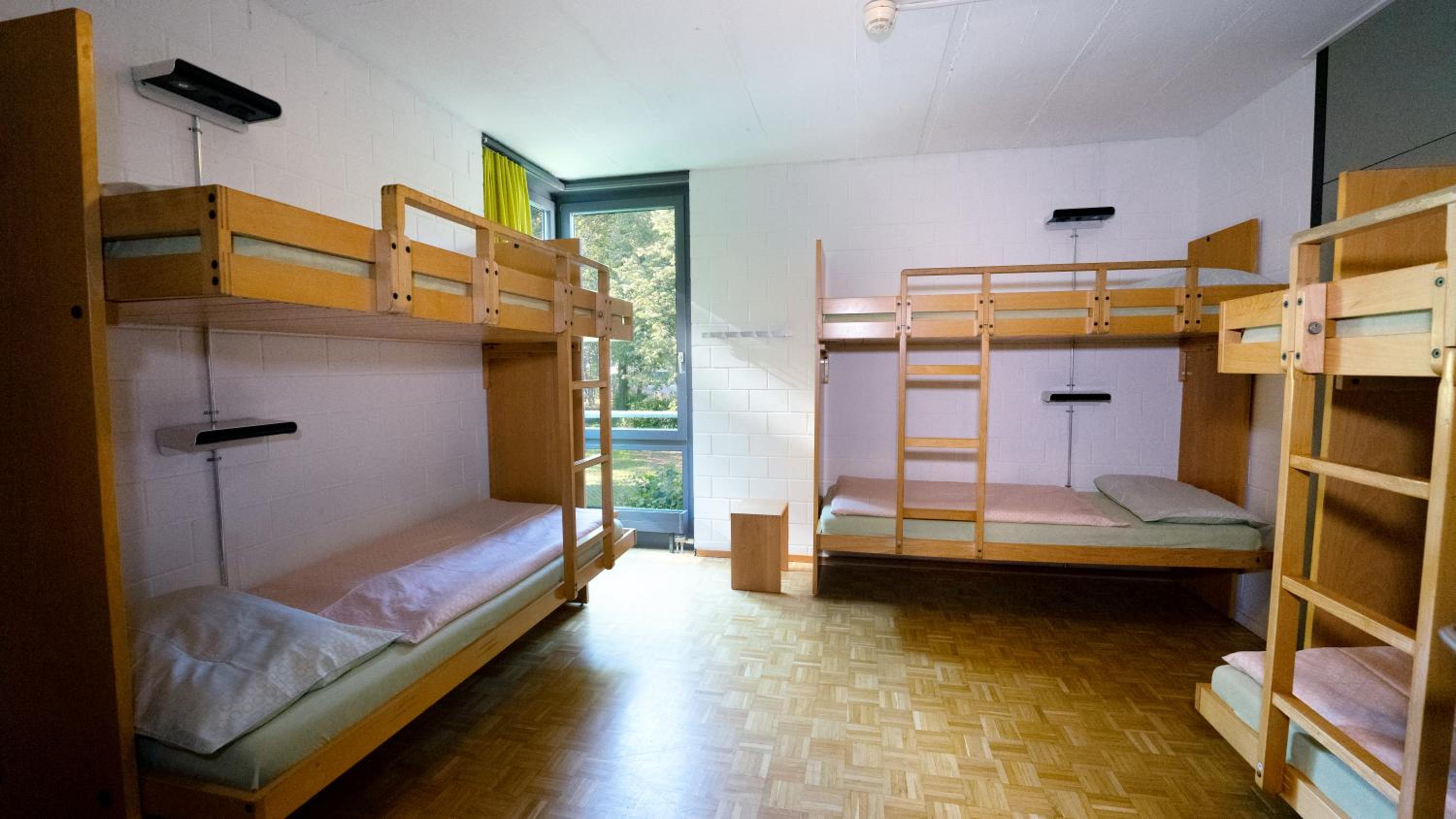 Bed in 6-Bed Dormitory Room photo 1