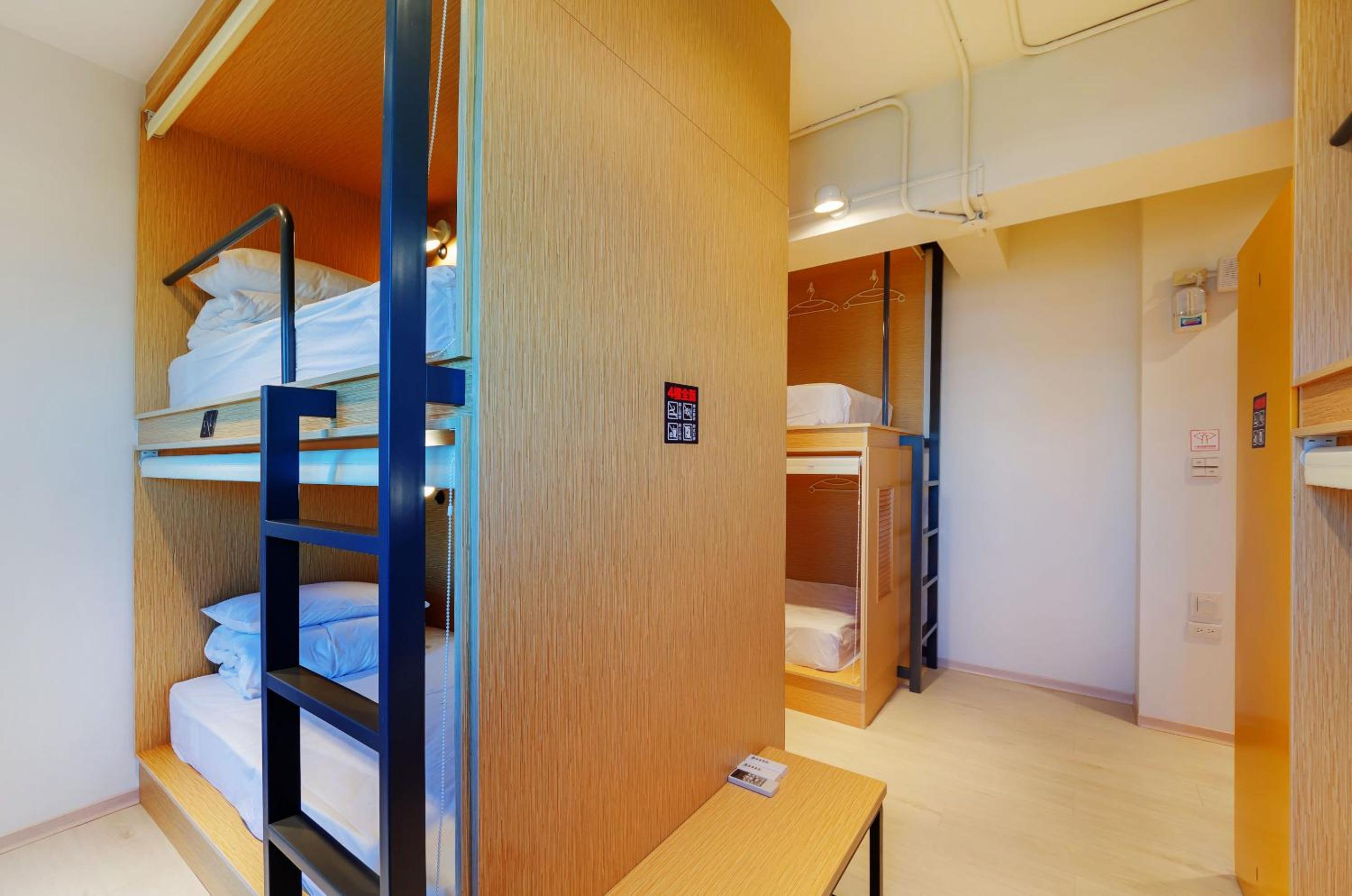 Bed In 6-Bed Mixed Dormitory Room photo 3