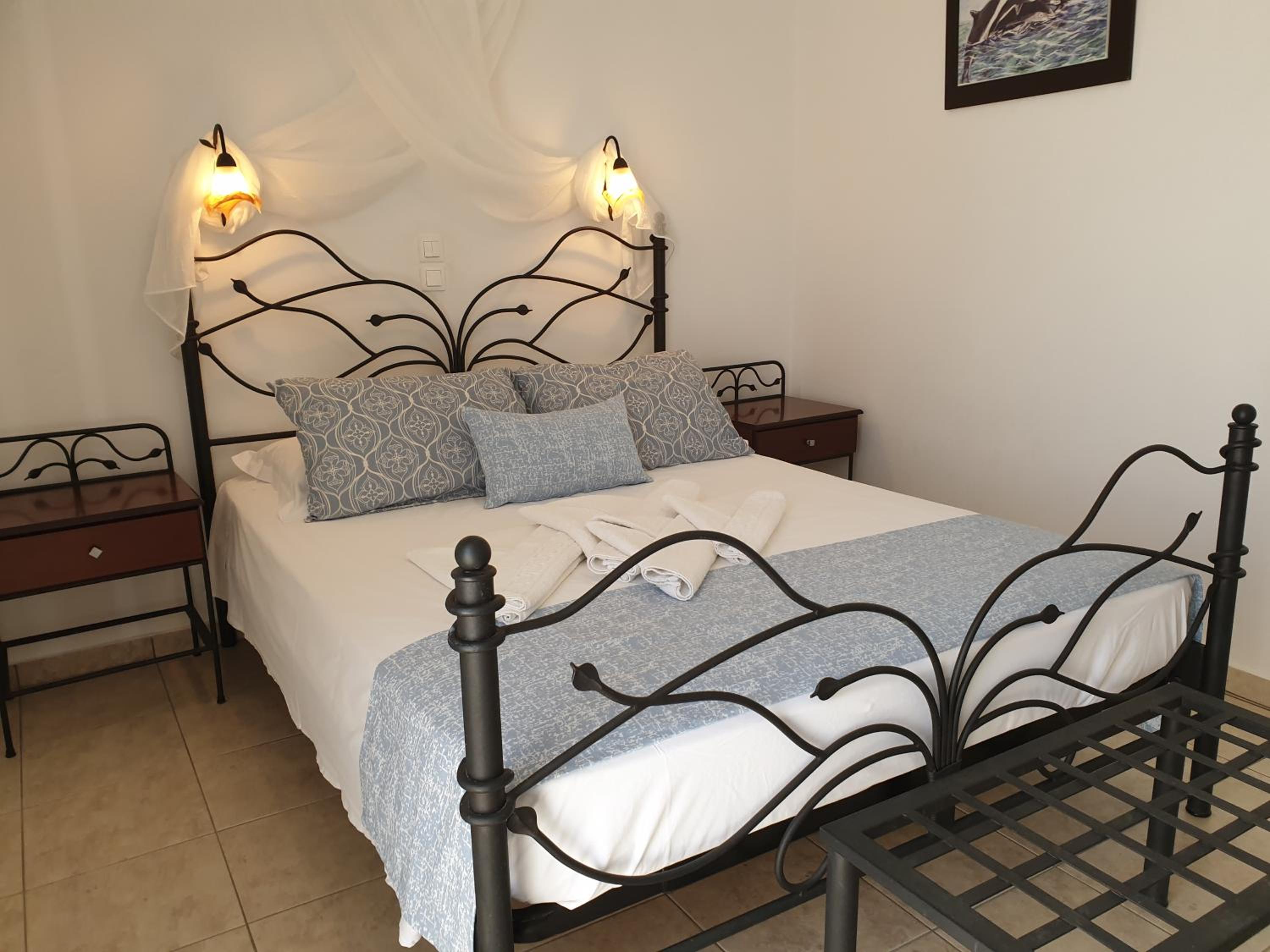Standard Double Room - Photo 4