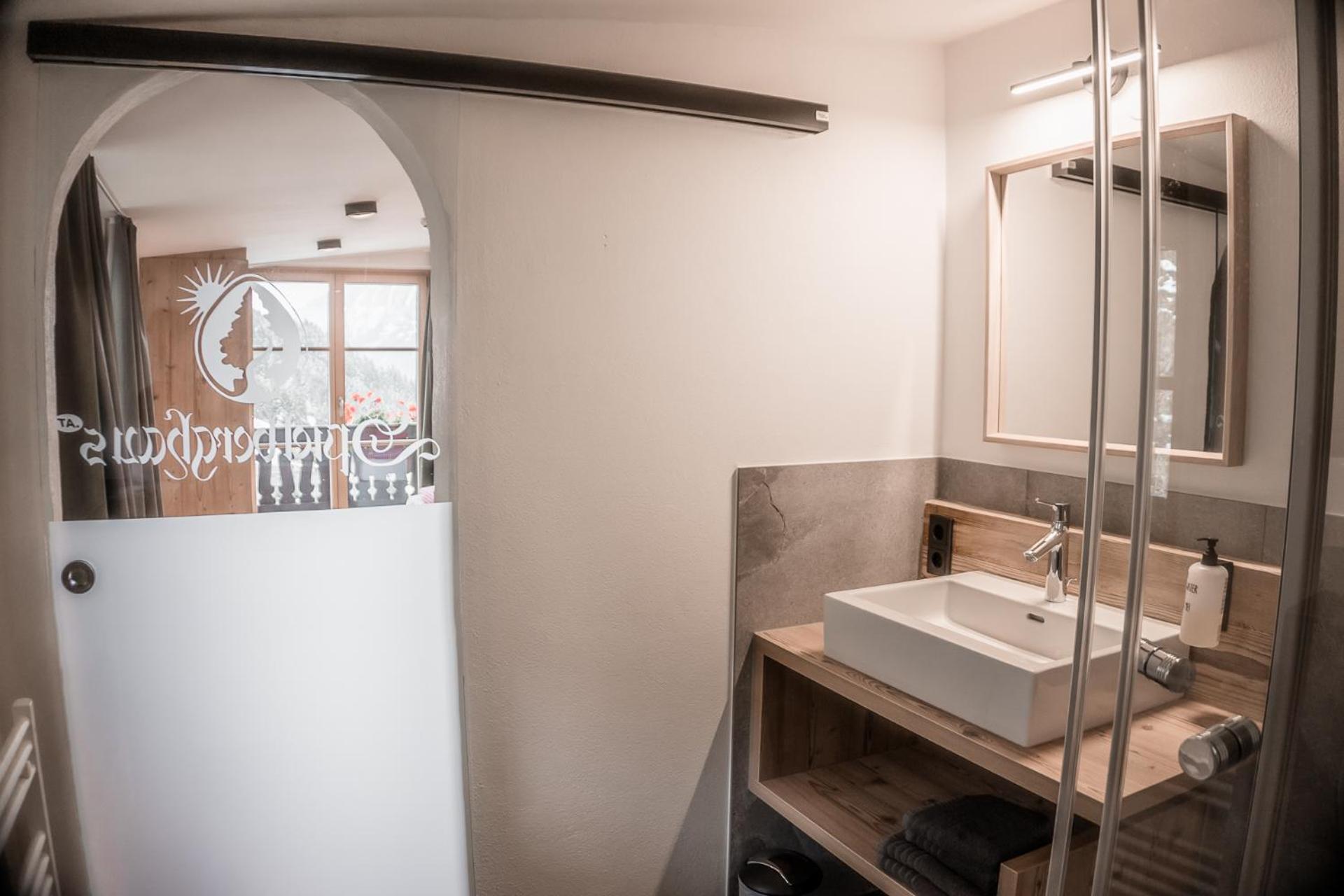 Double Room with Balcony photo 3