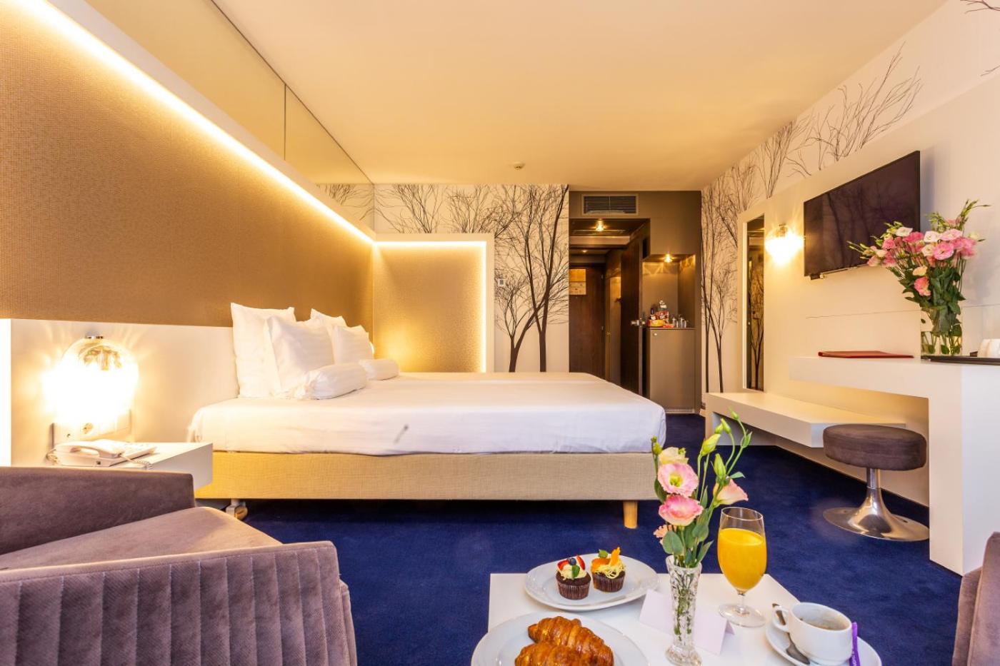 Luxury Double or Twin Room with Free Parking - Photo 1