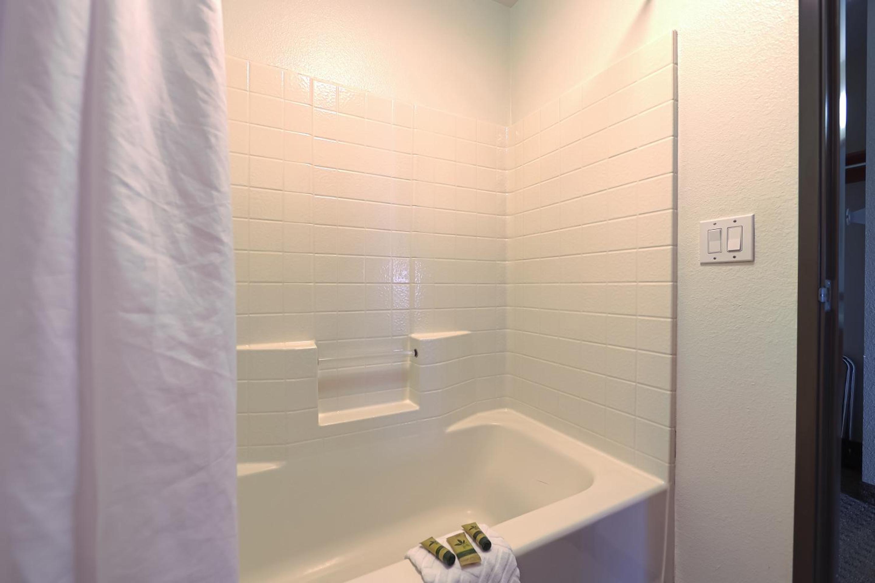 King Room - Bay View - Photo 3