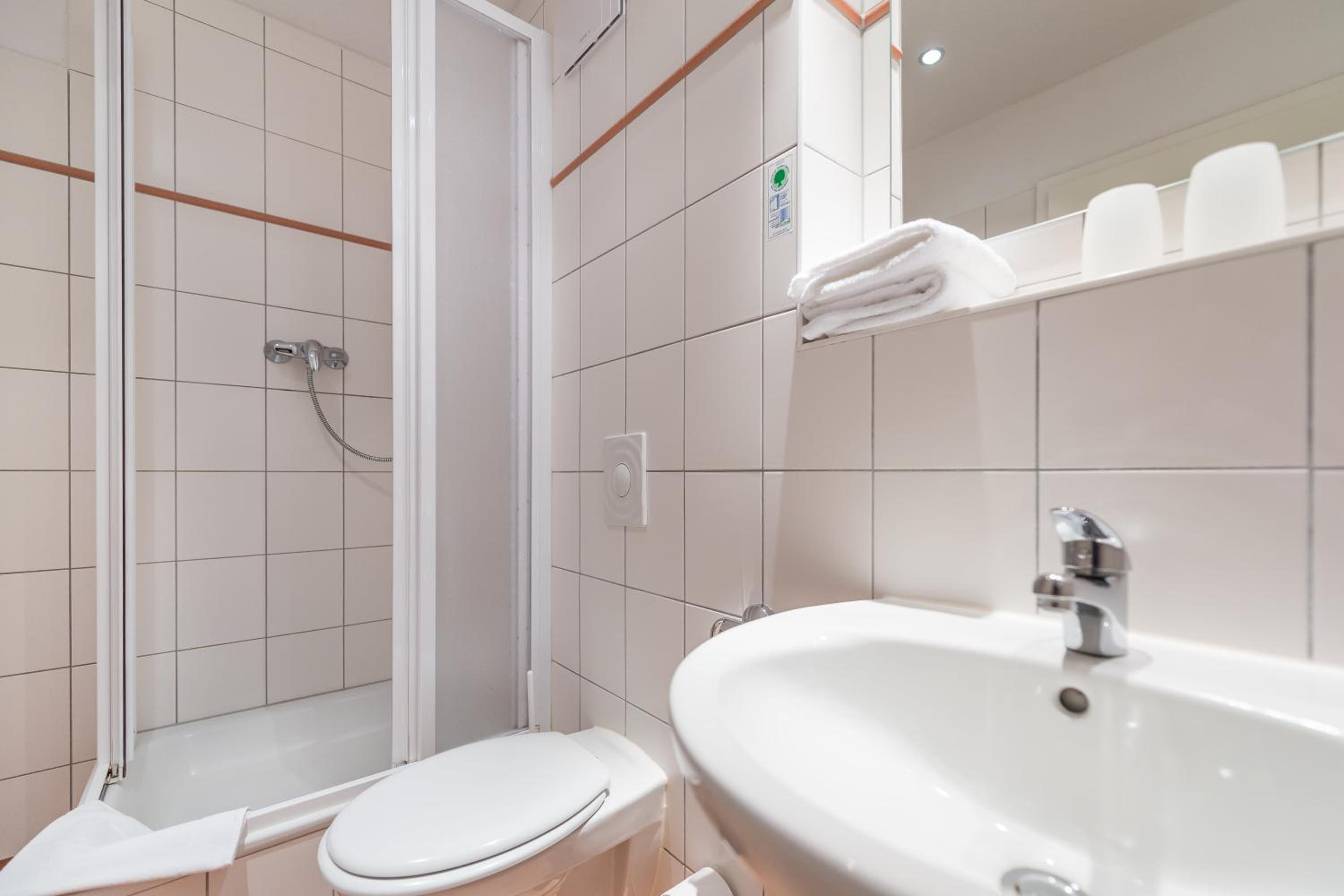 Comfort Triple Room - Photo 7