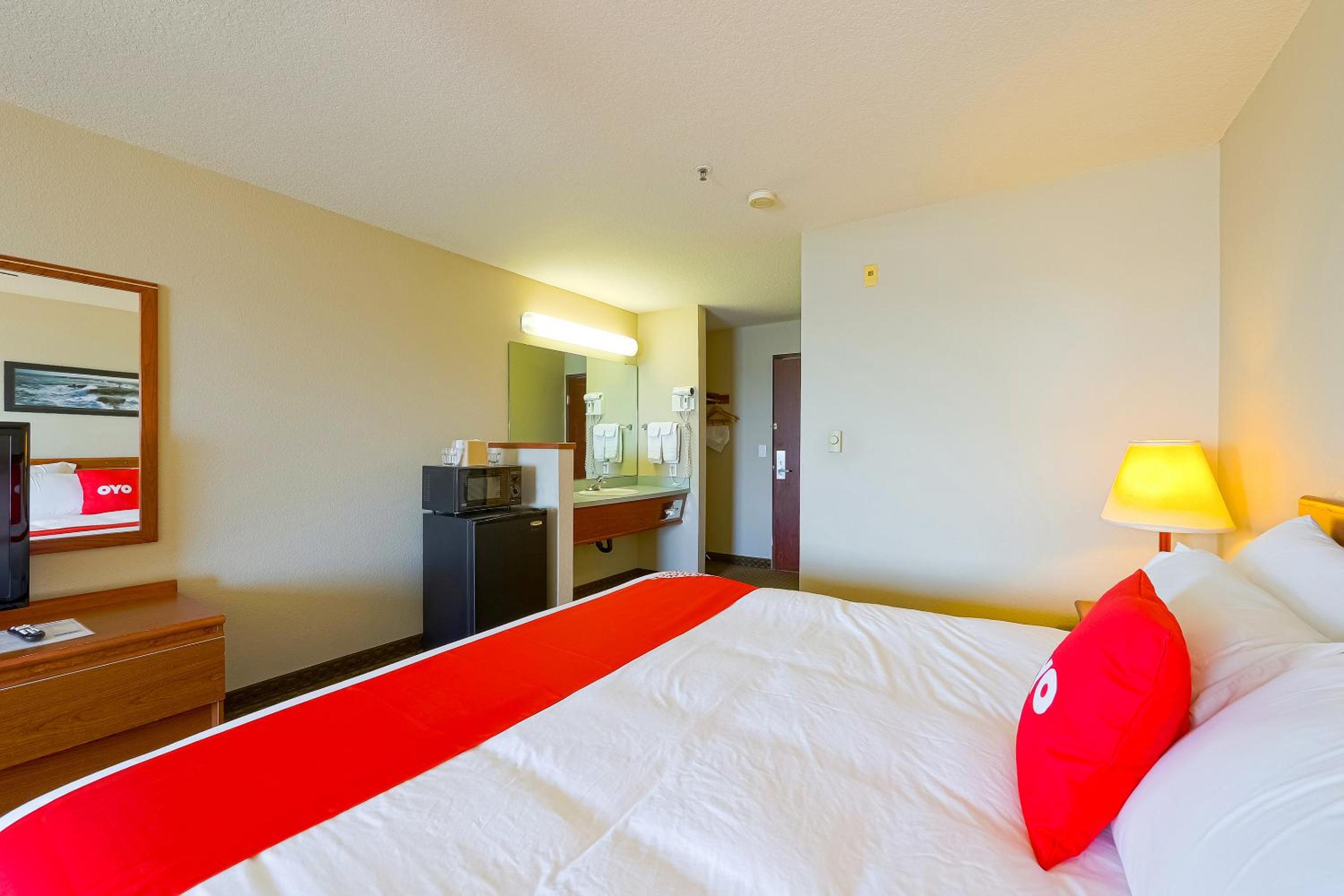 King Room - Bay View - Photo 10