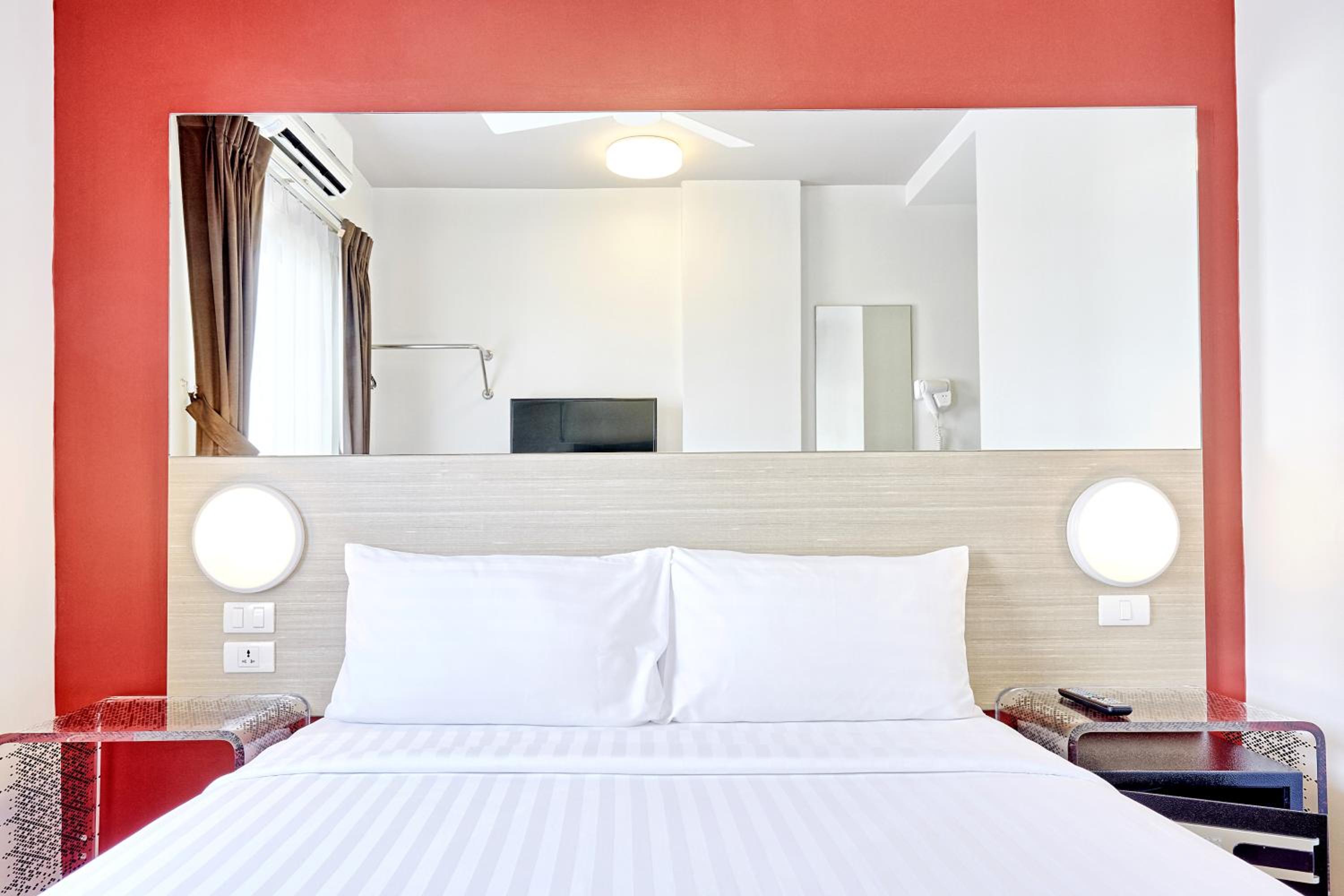 Standard Double Room - Photo 15