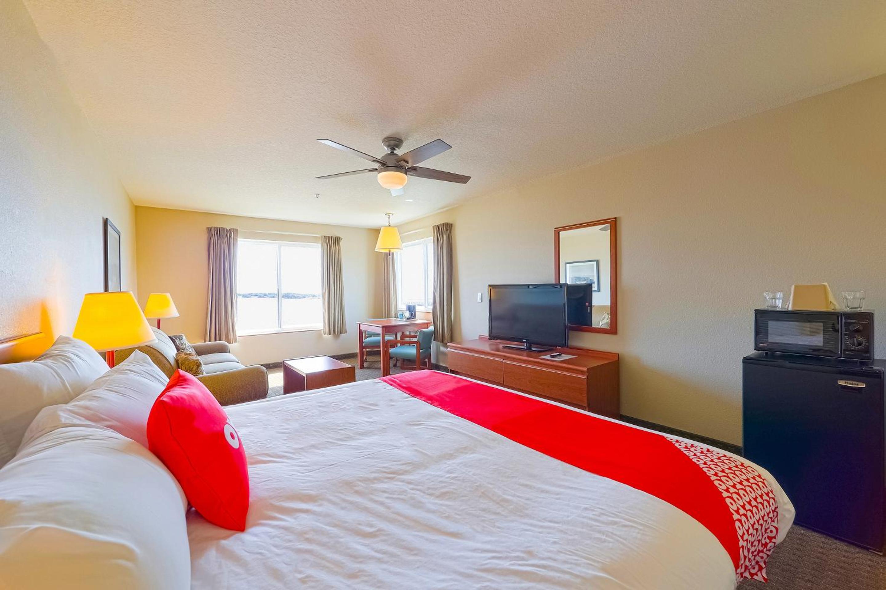 King Room - Bay View - Photo 2