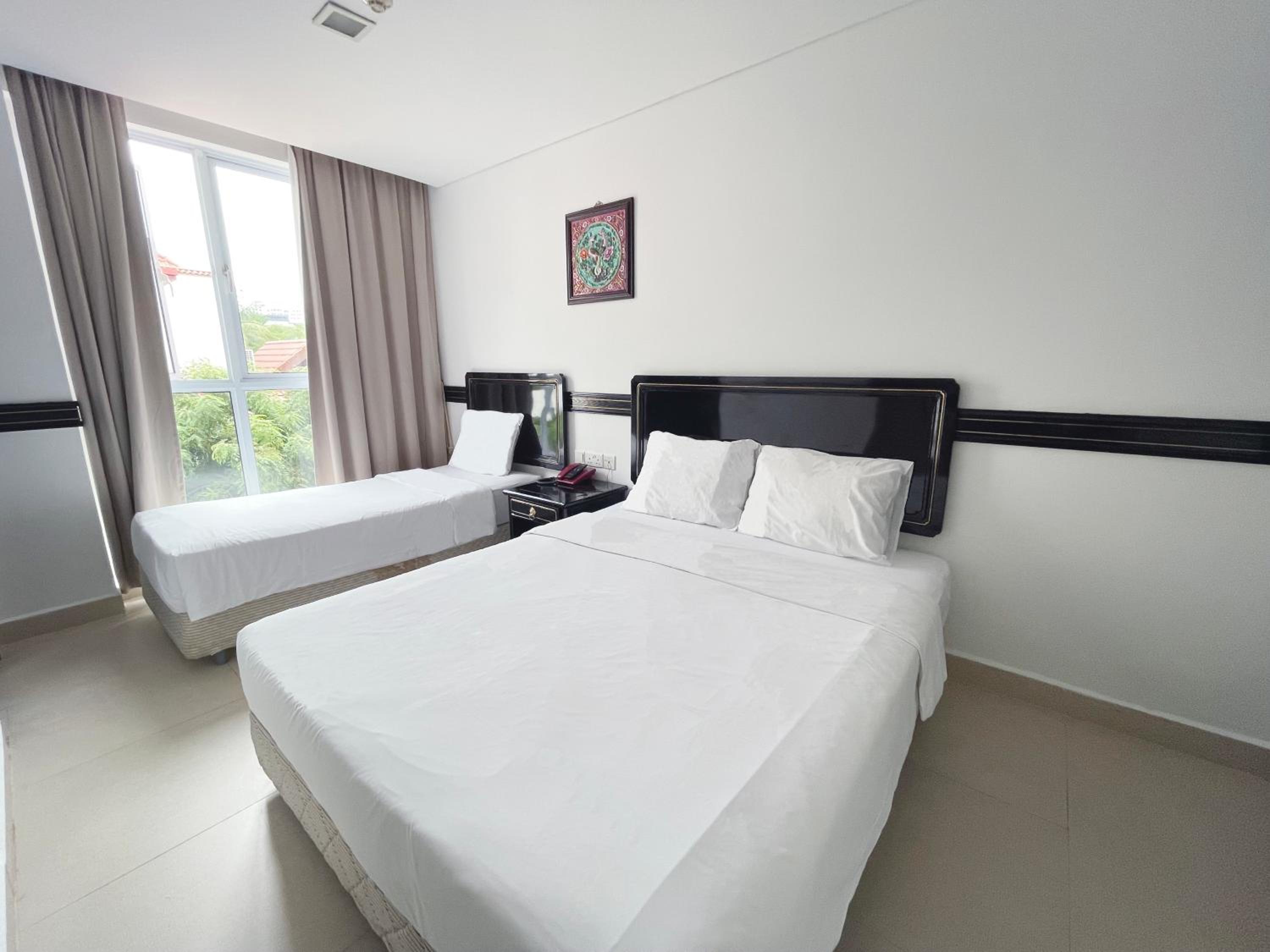 Deluxe Family Room