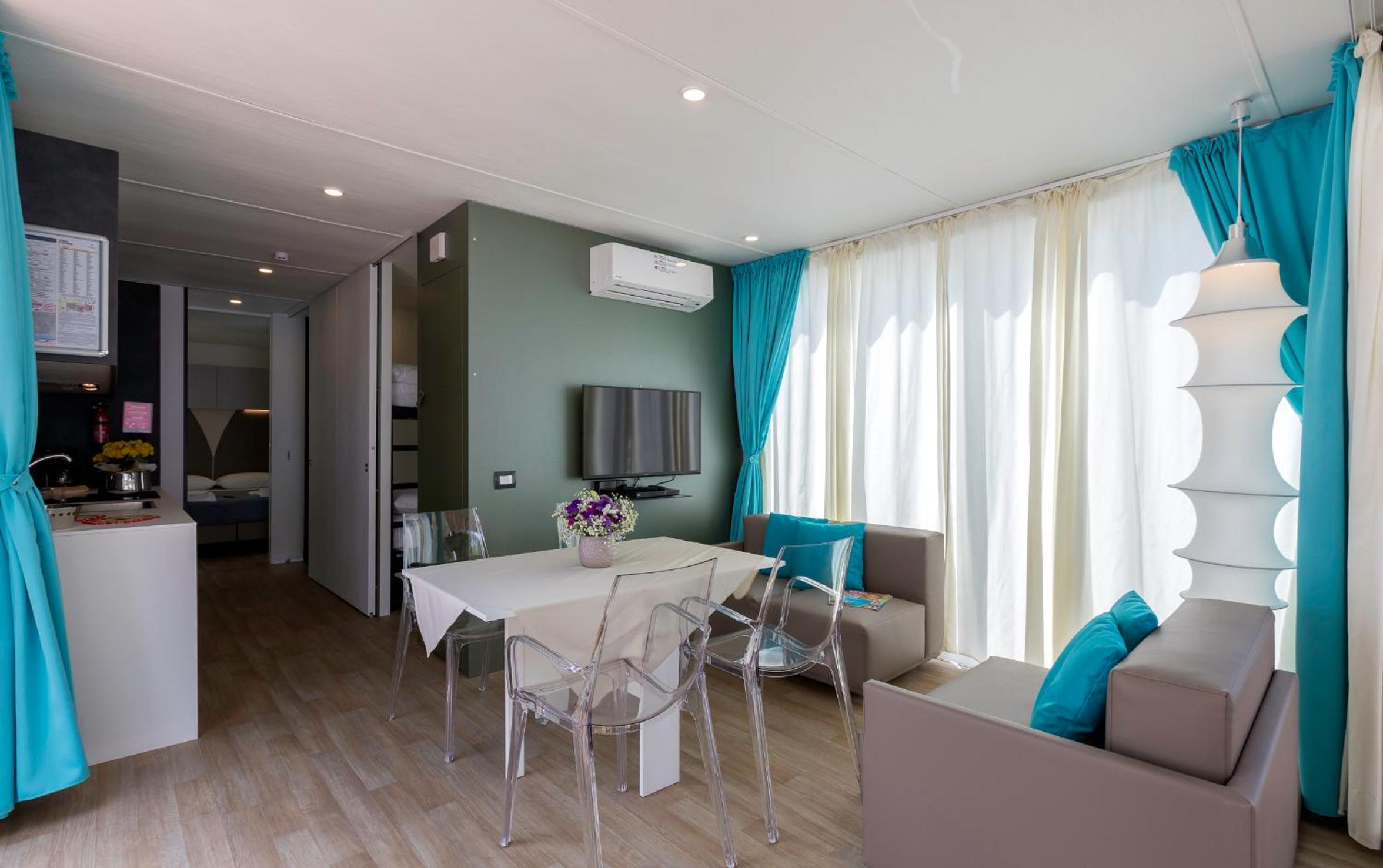 Family Platinum Mobile Home