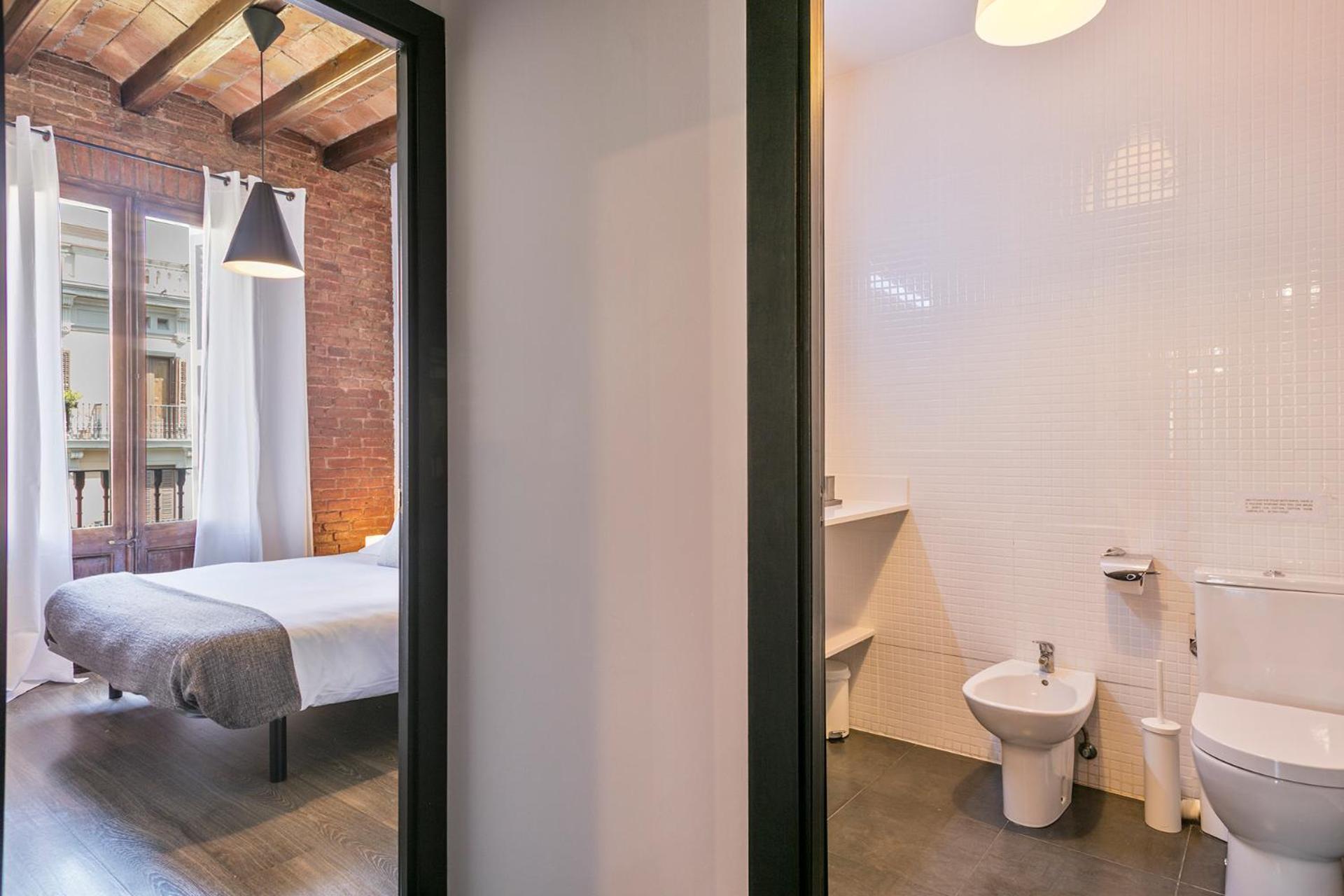 Two-Bedroom Apartment (6 Adults) - Loft photo 2