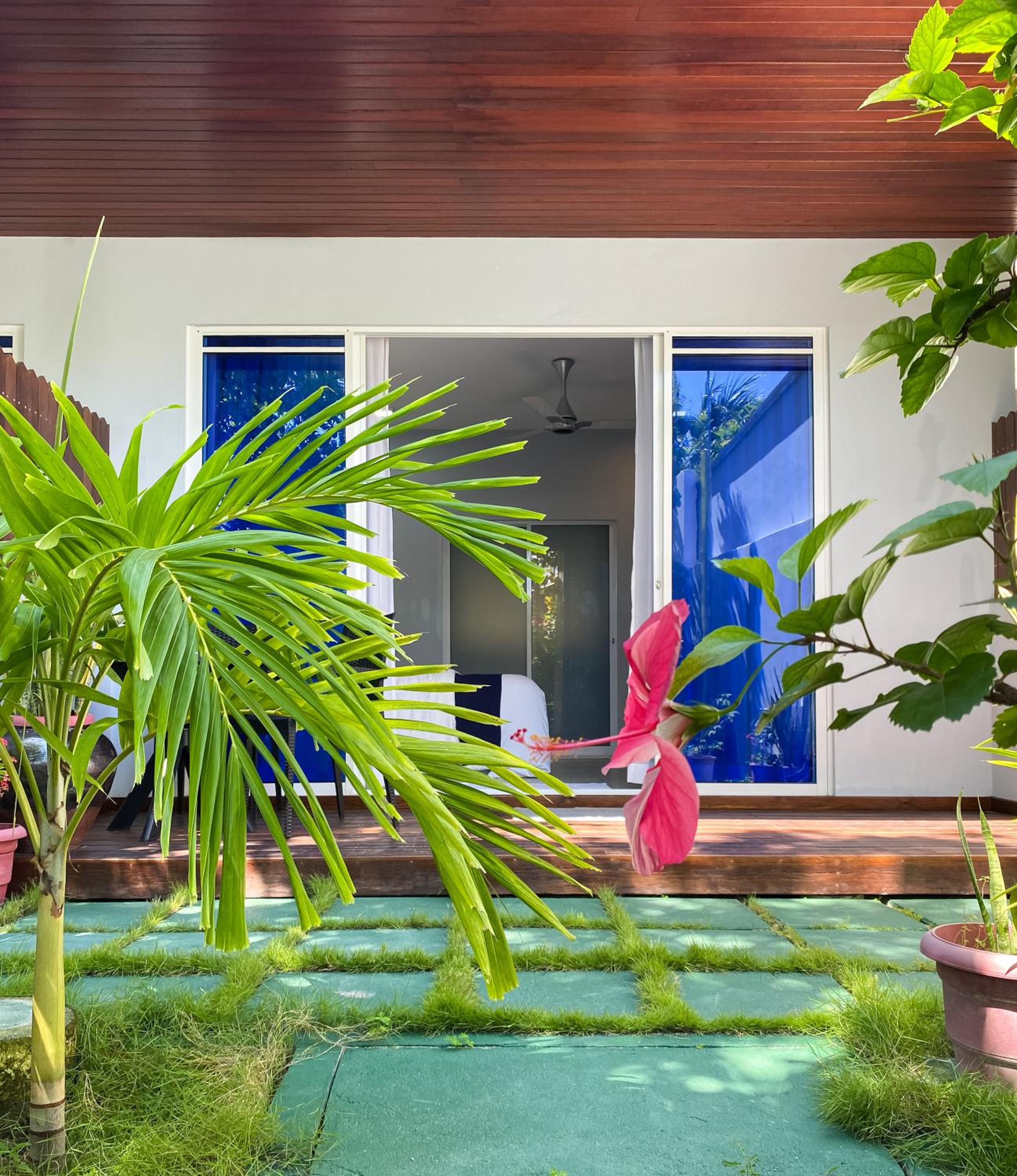 Double Room with Garden View - Photo 3