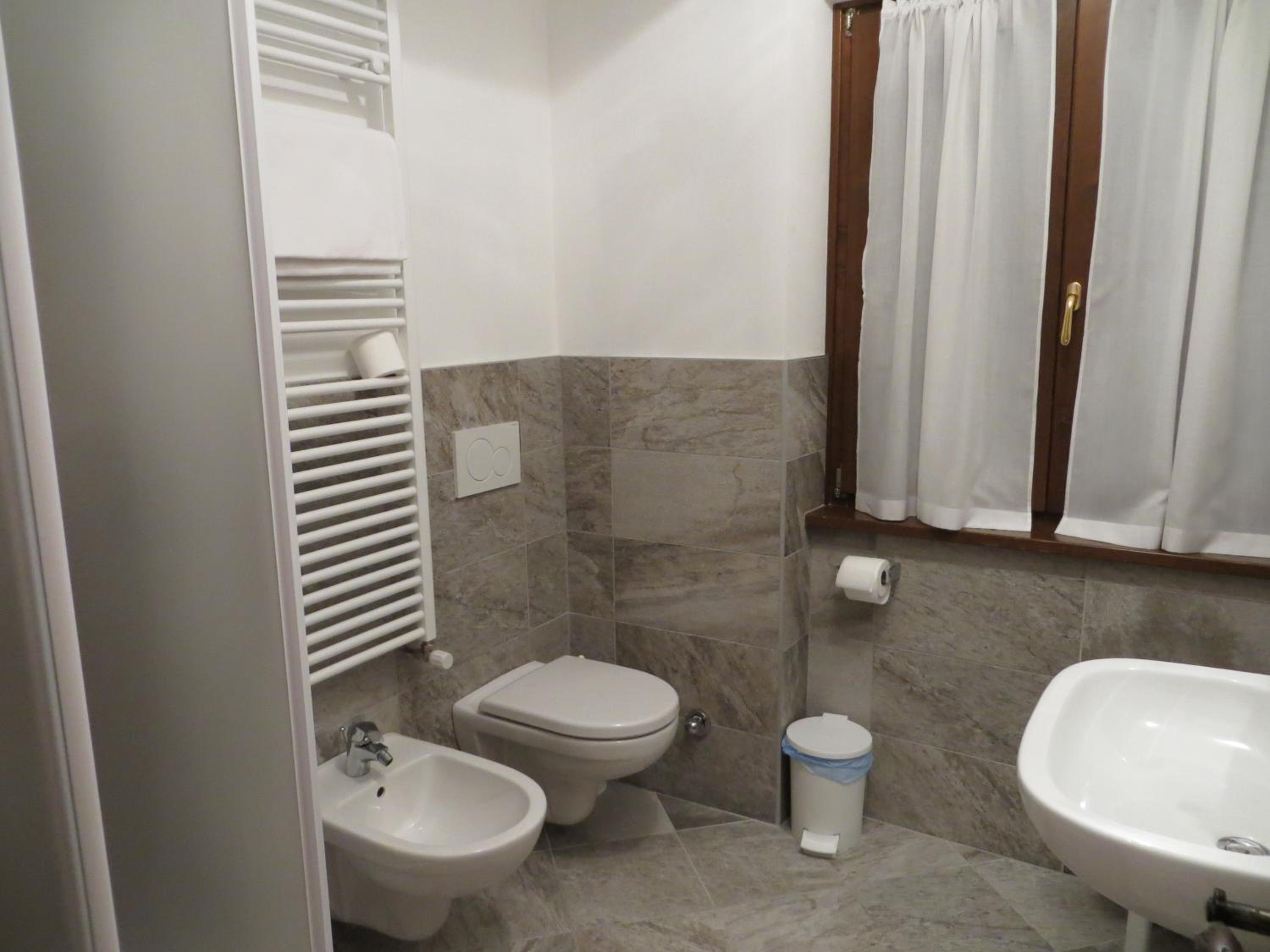 Triple Room - Photo 3