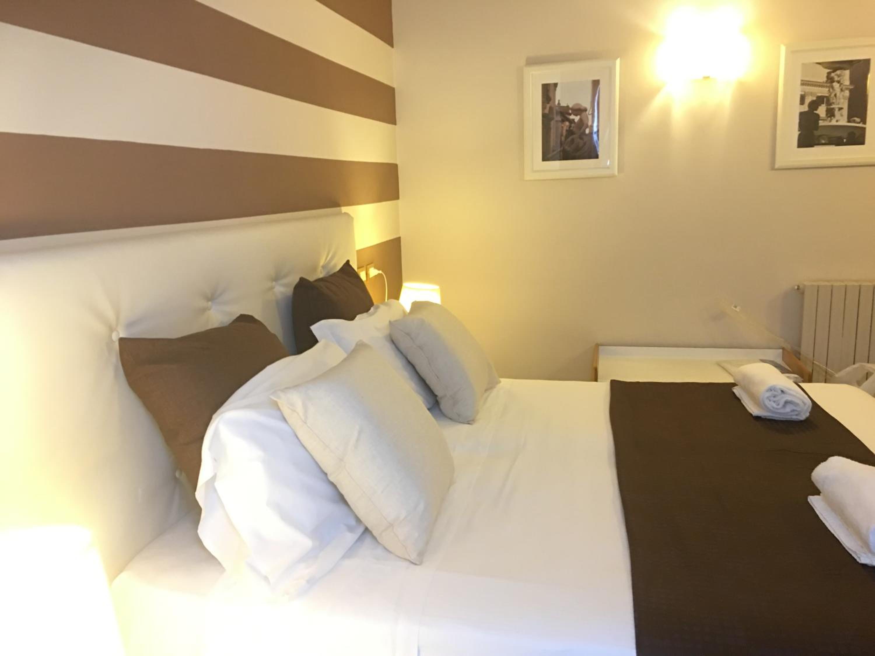 Single Room photo 3